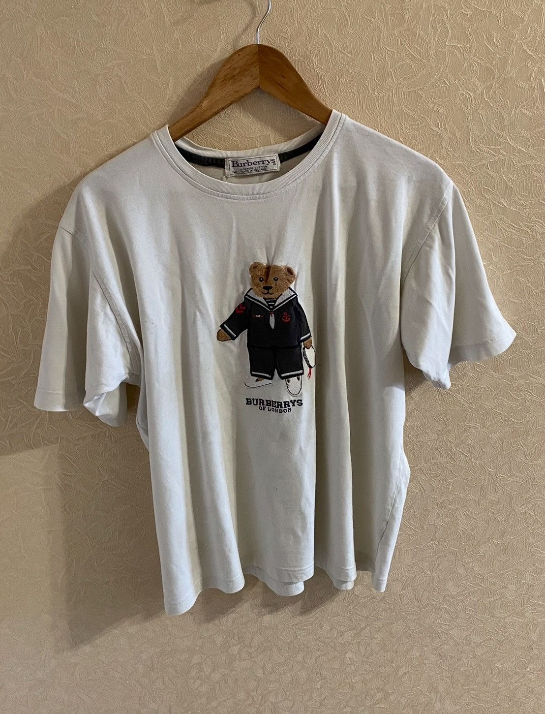 Burberry Burberry t shirt size M vintage Size US M / EU 48-50 / 2 - 1 Thumbnail