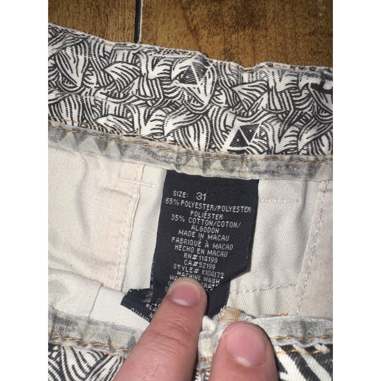 Quiksilver Quiksilver Chino Shorts Tan 31x13 Men Regular Brown Size US 31 - 5 Thumbnail