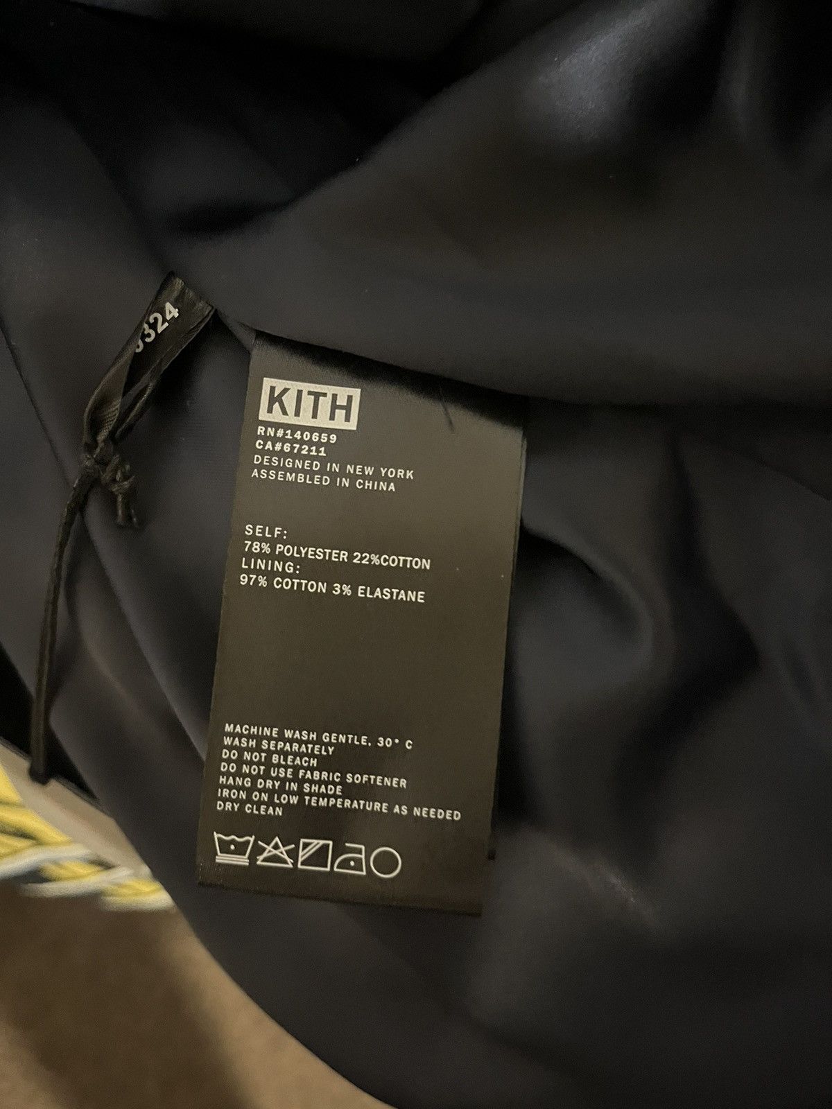 Kith × Marvel Comics Marvel | Kith for X-Men Wolverine Tapestry Coaches Jacket Size US S / EU 44-46 / 1 - 3 Thumbnail