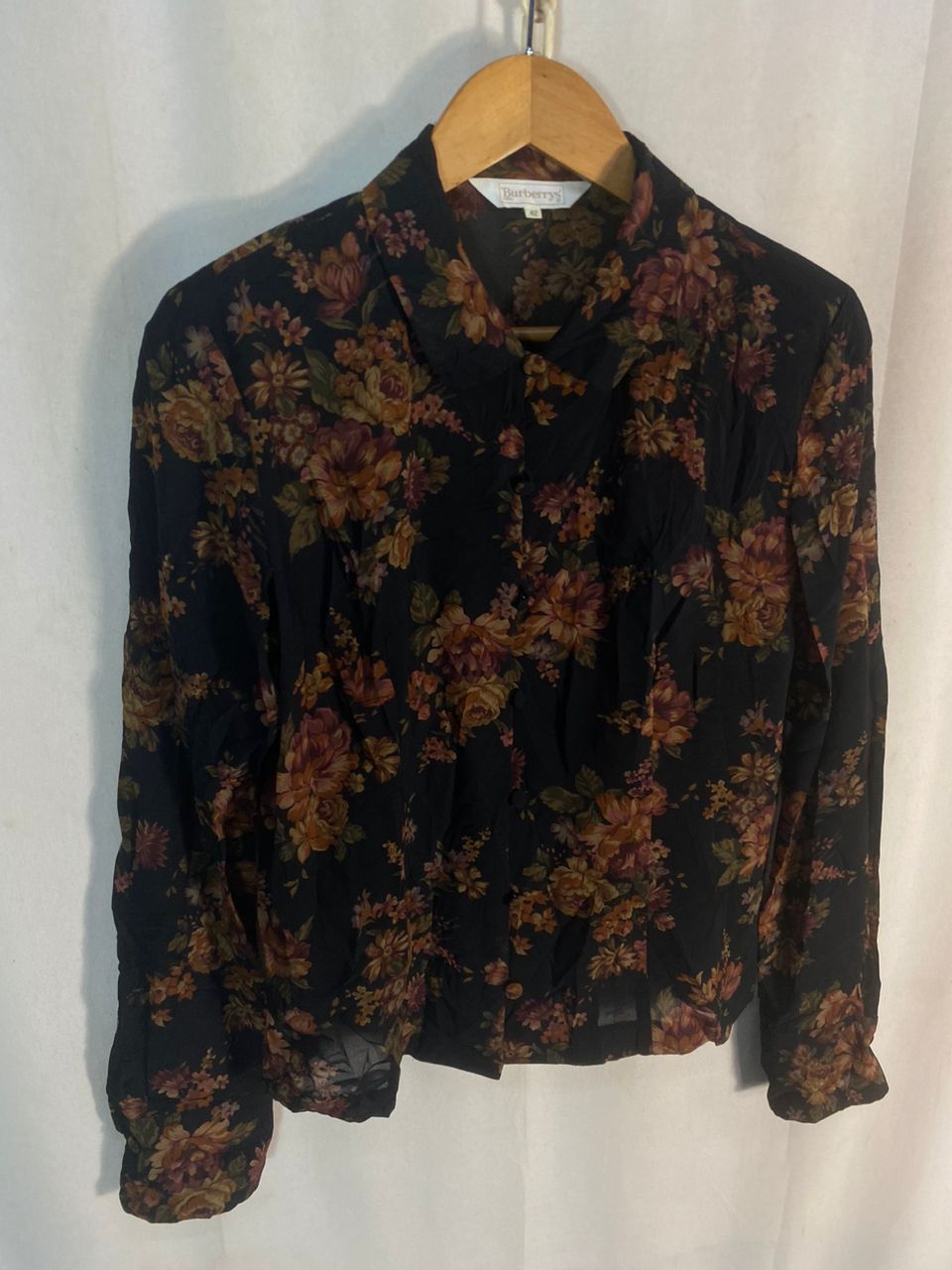 Burberry Burberry fullprint button up blouse shirt Size M / US 6-8 / IT 42-44 - 5 Thumbnail