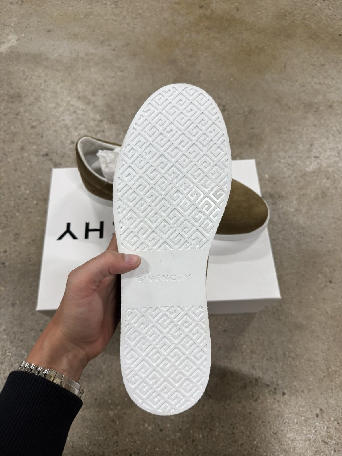Givenchy Givenchy Suede Town Sneaker NEW 750$ Size US 11 / EU 44 - 5 Thumbnail