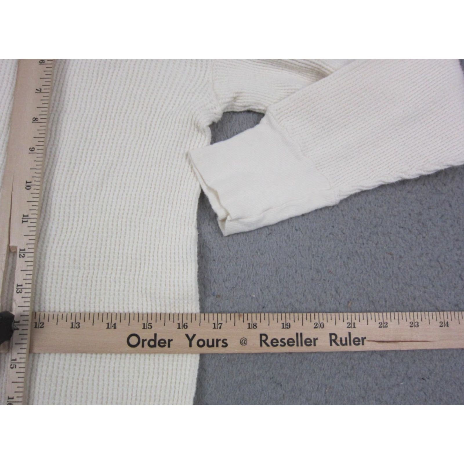 Vintage VINTAGE K-mart Shirt Mens L Creme Thermal Waffle Knit Long Sleeve 90s Ivory Crew Neck 90s Mens L Thermal Shirt Size US L / EU 52-54 / 3 - 7 Thumbnail