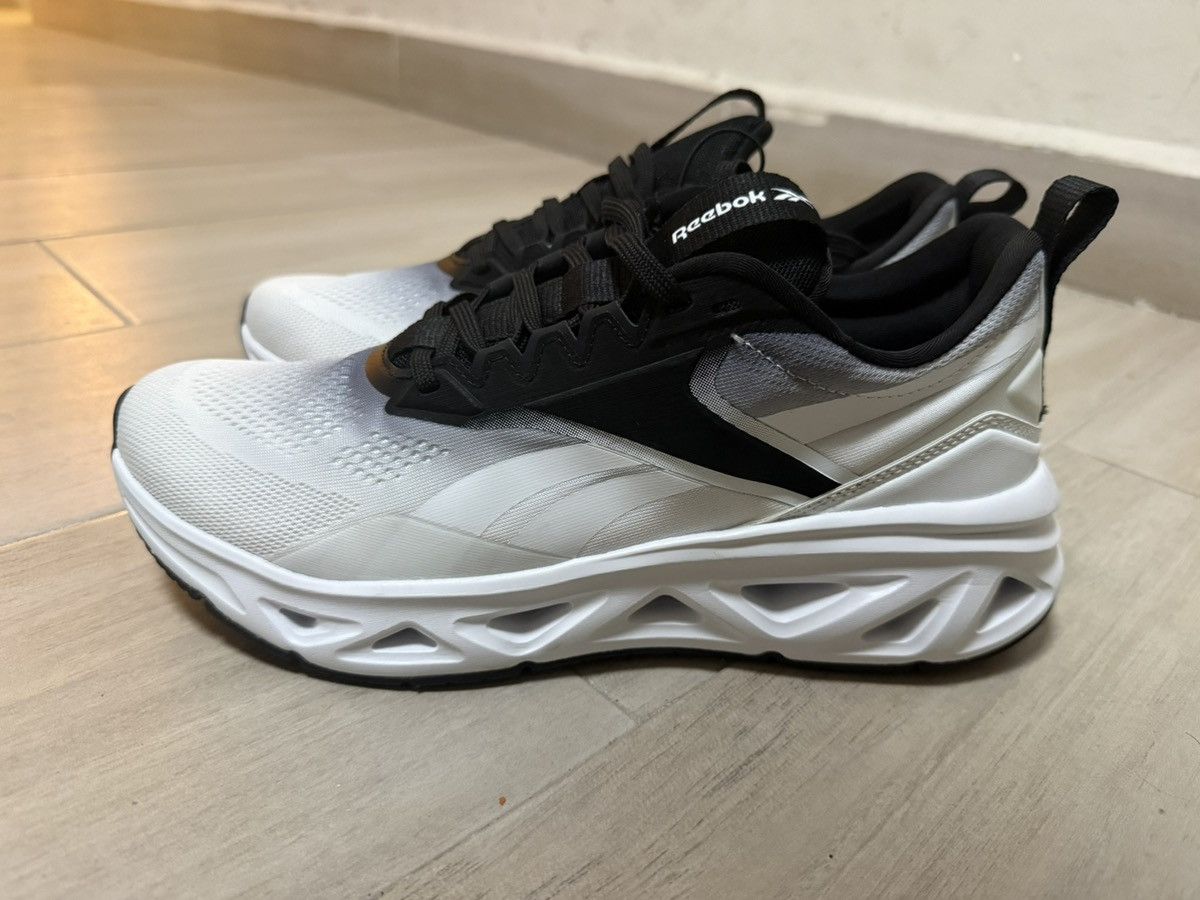 Reebok Reebok Zig Dynamica 5 Sneakers Size US 10 / EU 43 - 4 Thumbnail