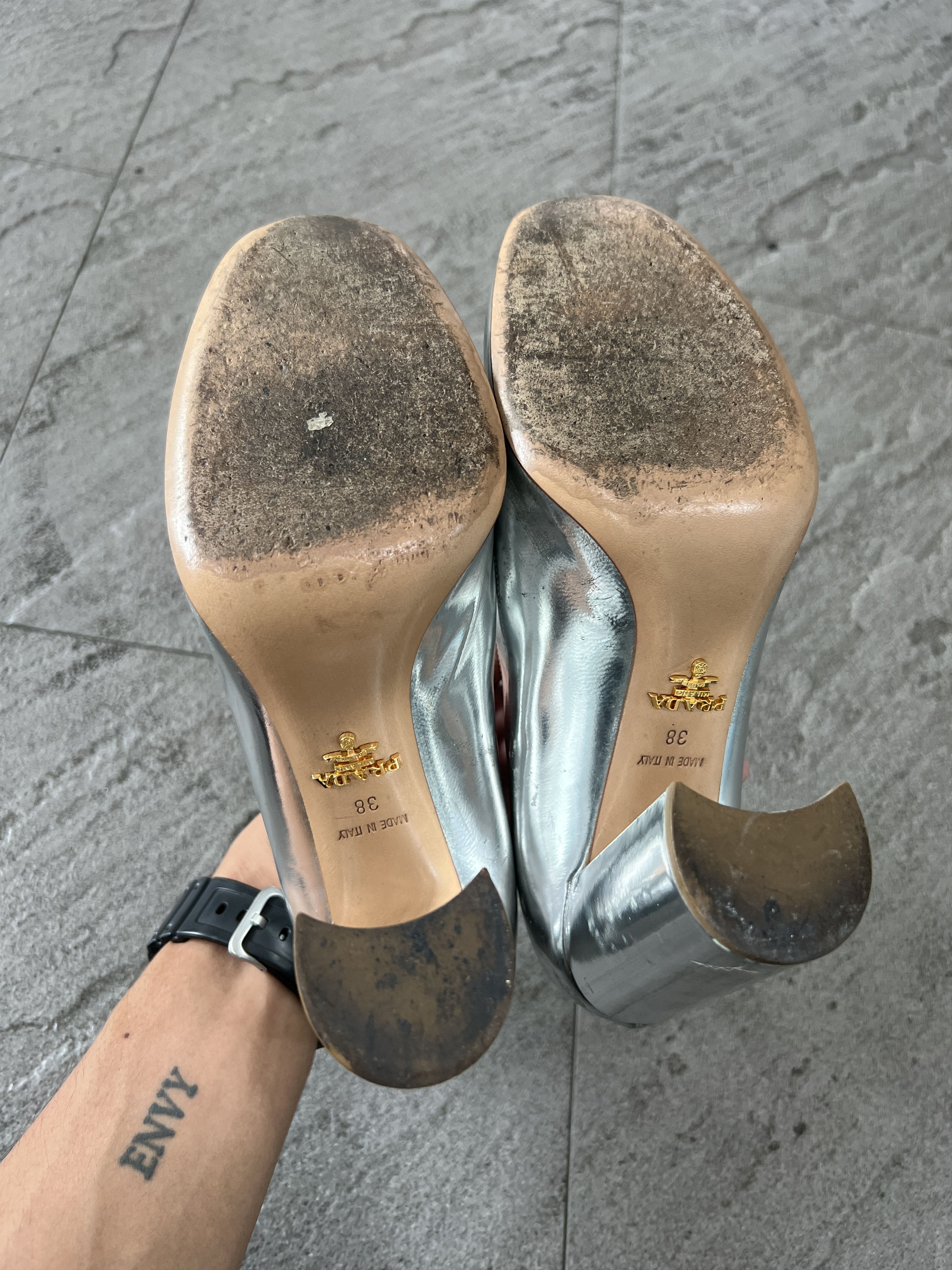Prada Prada Silver Metallic Block Heel Pumps EU38 Size US 8 / IT 38 - 12 Thumbnail