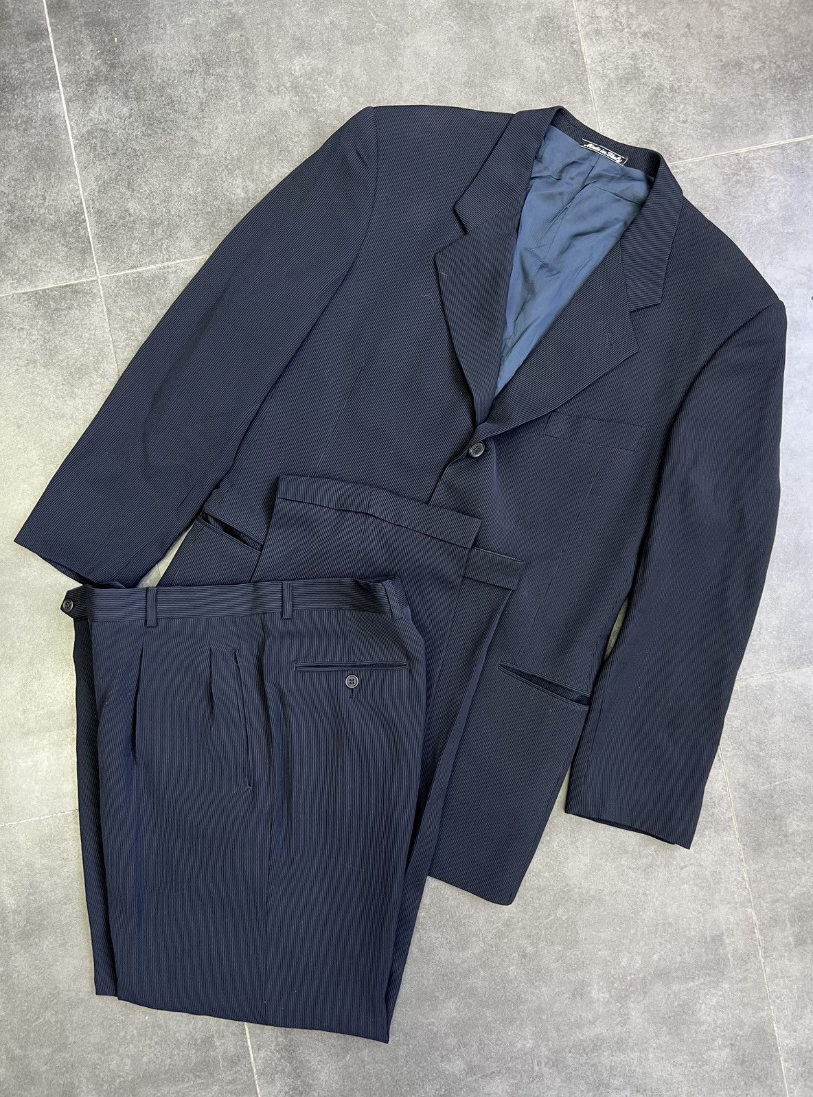 Giorgio Armani × Vintage Vintage Giorgio Armani Suit Double Blazers and Pants Size 50R - 3 Thumbnail