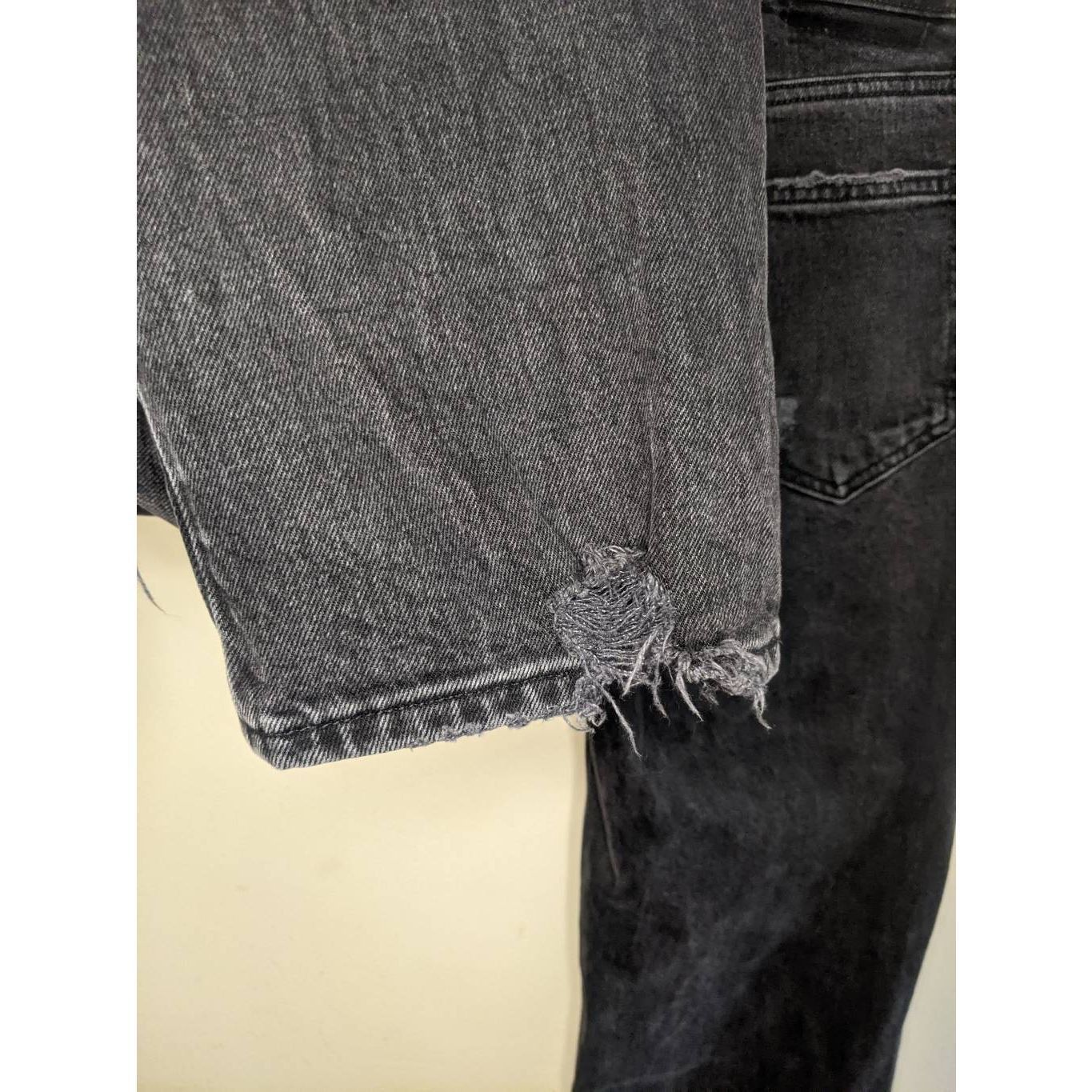 Abercrombie & Fitch Abercrombie & Fitch '90s Straight Ultra High Rise Jeans 26/2 Size 26" / US 2 / IT 38 - 13 Thumbnail