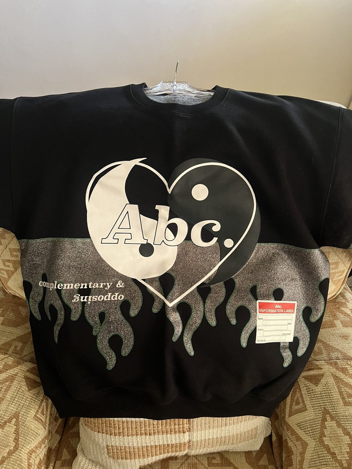 Advisory Board Crystals ABC Yin & Yang Valentine’s Day Crewneck Size US M / EU 48-50 / 2 - 1 Thumbnail