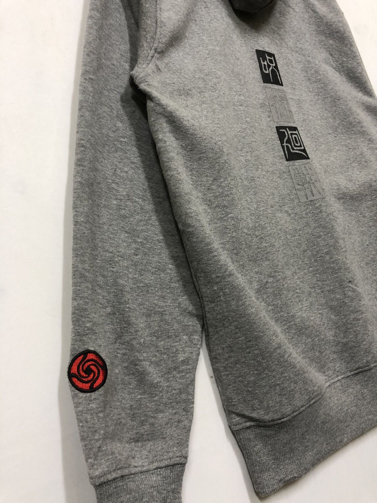 Anime JUJUTSU KAISEN RARE Size US M / EU 48-50 / 2 - 8 Thumbnail