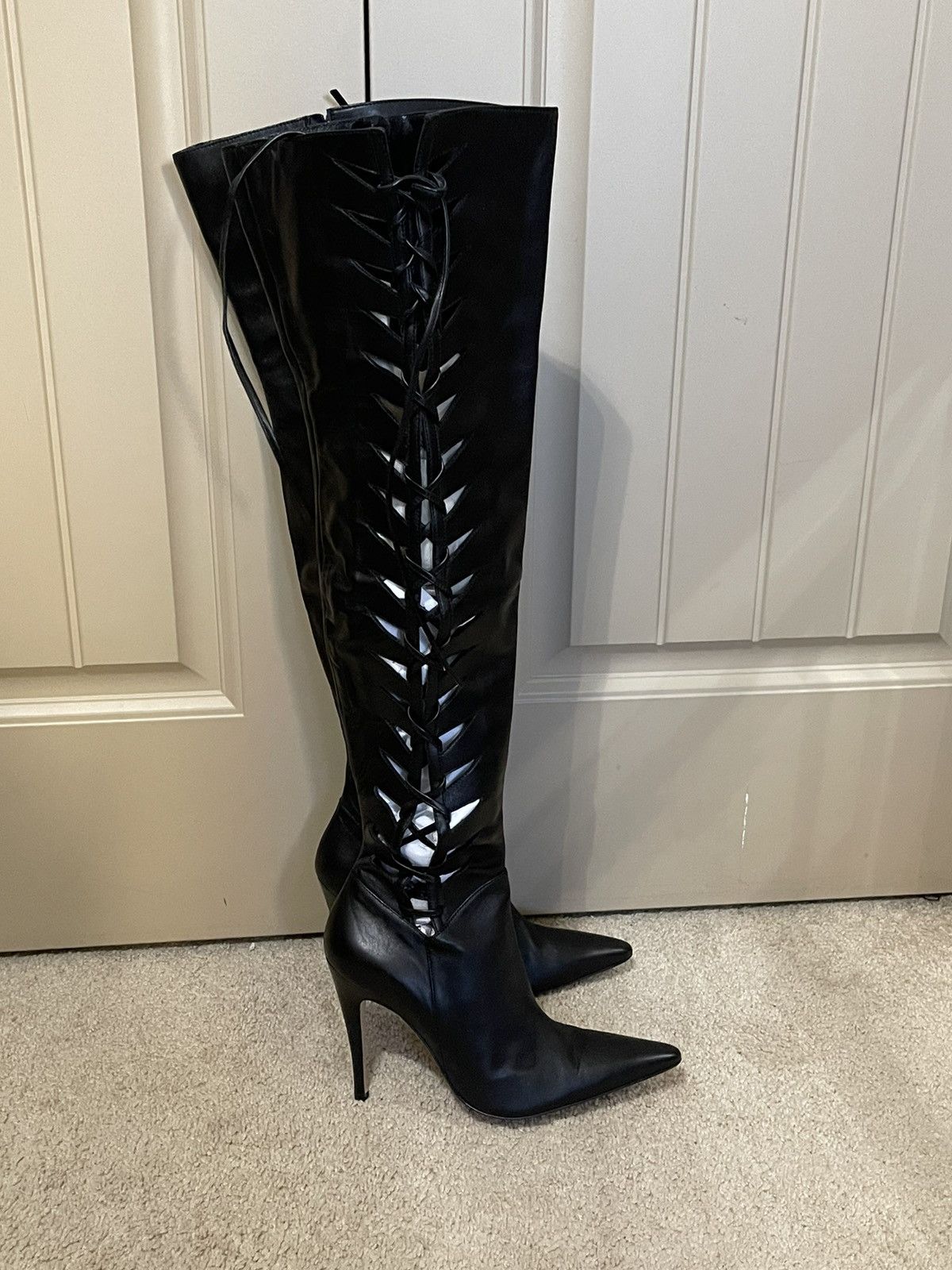 Manolo Blahnik Manolo Blahnik Leather Boots With Heel Size 8 Size US 8 / IT 38 - 4 Thumbnail