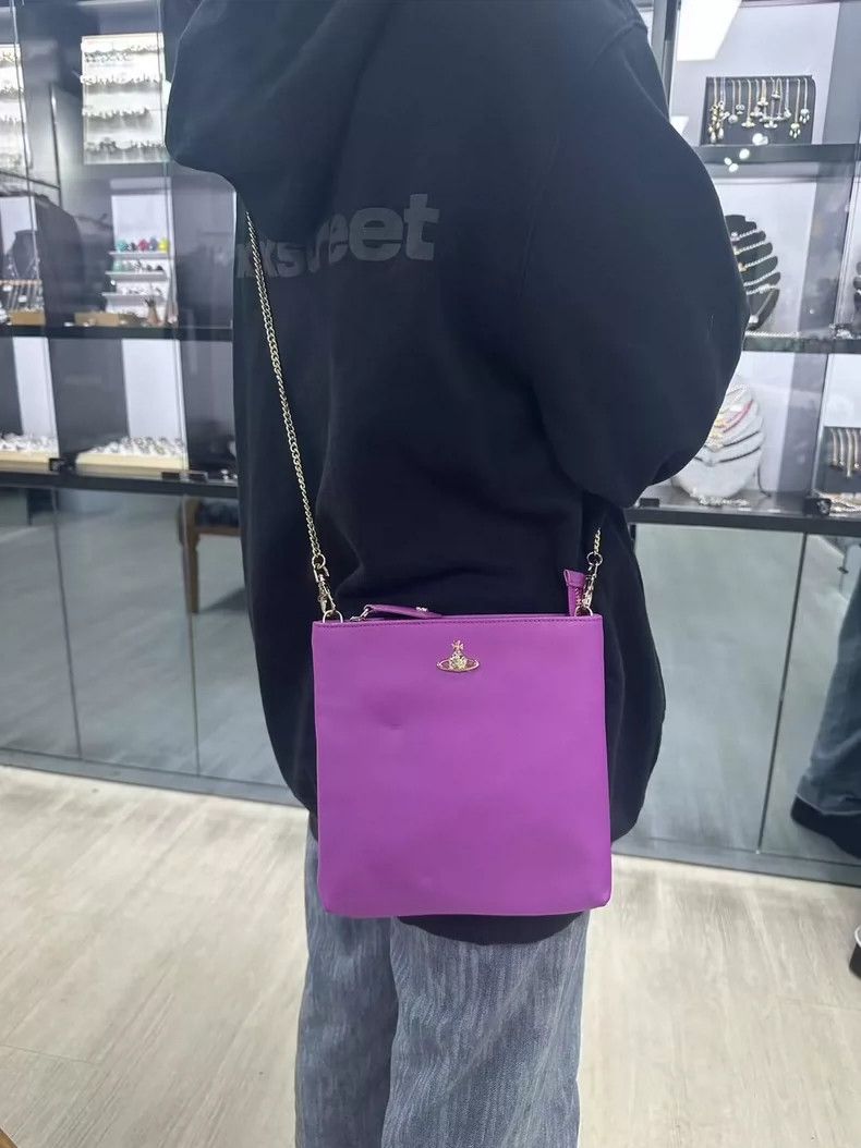 Vivienne Westwood size os Saturn leather bag