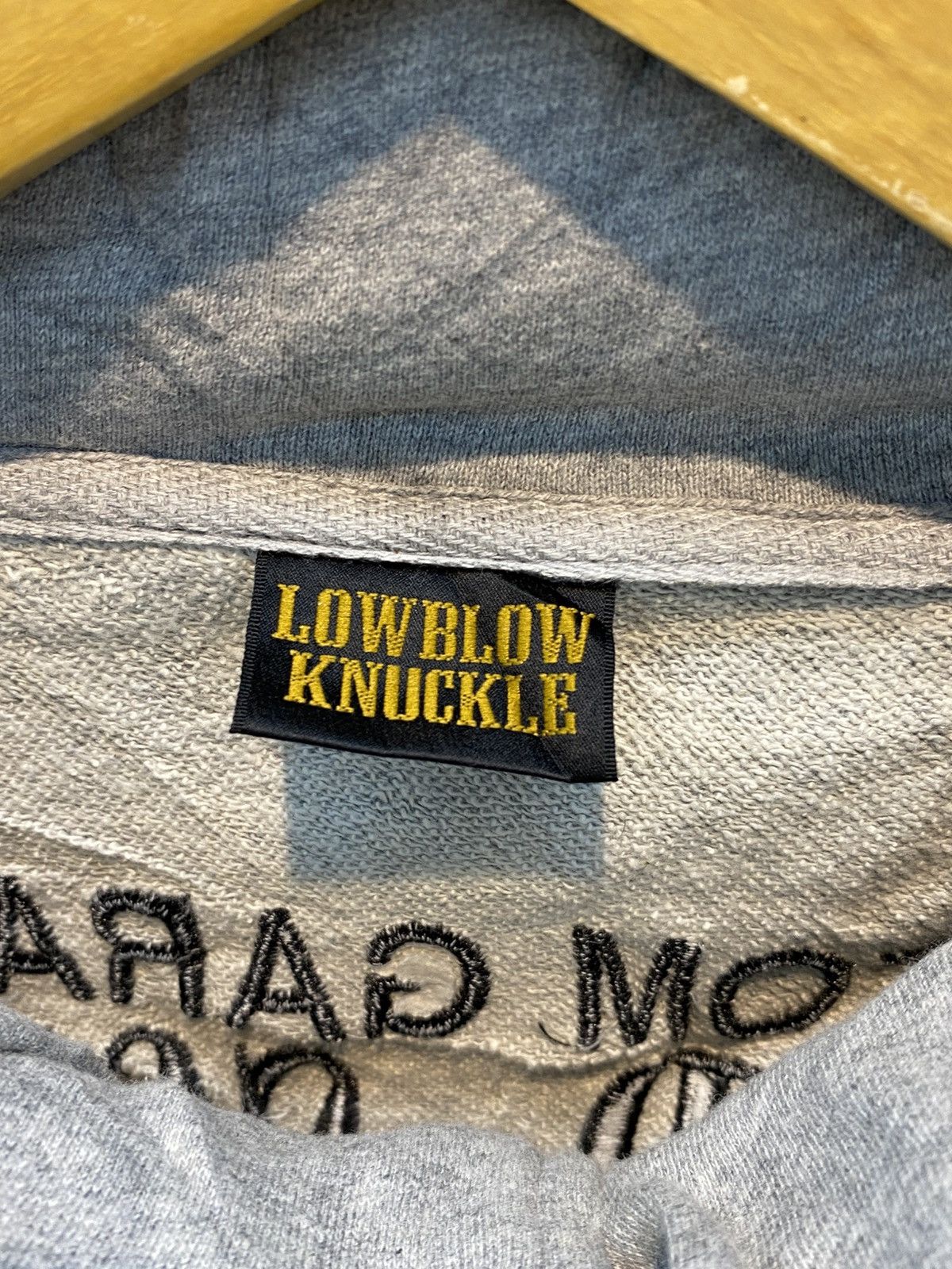 Vintage 💥binddingoffer💥 undefined lowblow knuckle looney tune hoodie Size US L / EU 52-54 / 3 - 4 Thumbnail
