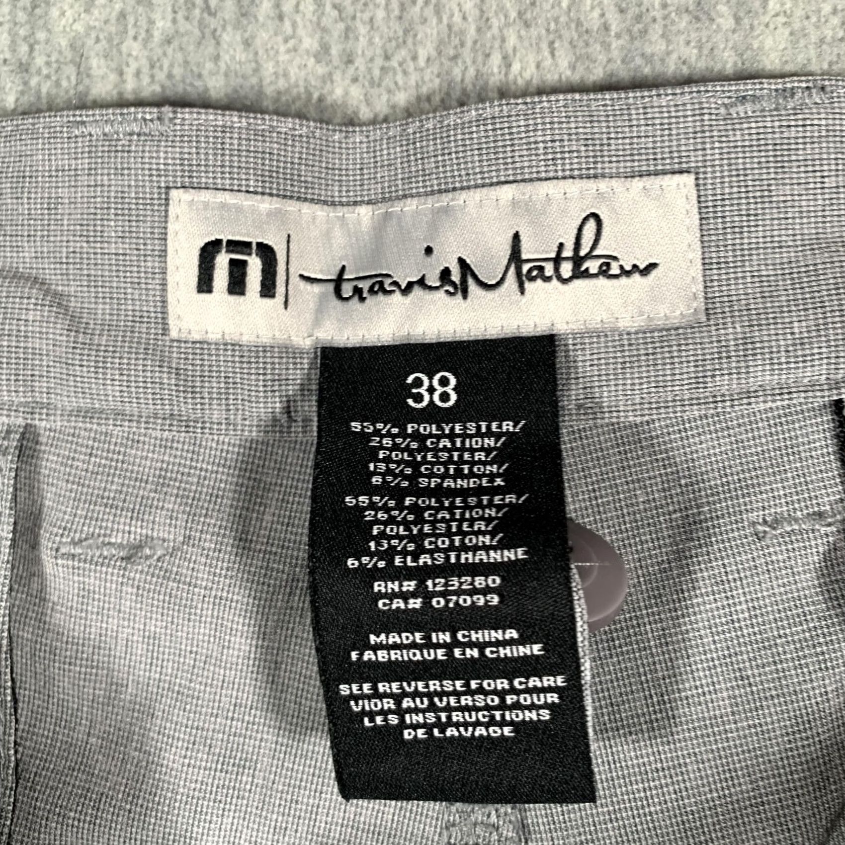 TravisMathew TravisMathew Shorts Mens 38 Gray Golf Chino Stretch Performance Casual Pocketed Front Flat Front Regular Mens Women Size US 38 / EU 54 - 5 Thumbnail