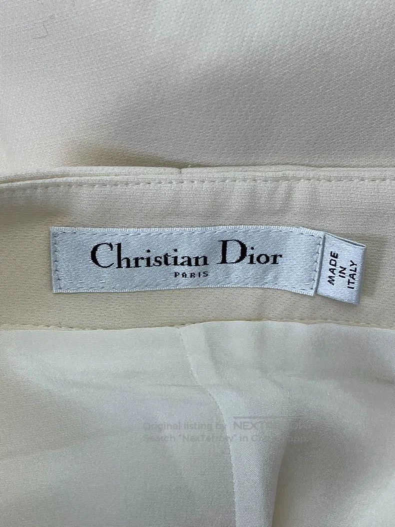Dior Dior Beige silk wool high-waisted shorts Size 42" / US 20 - 3 Thumbnail