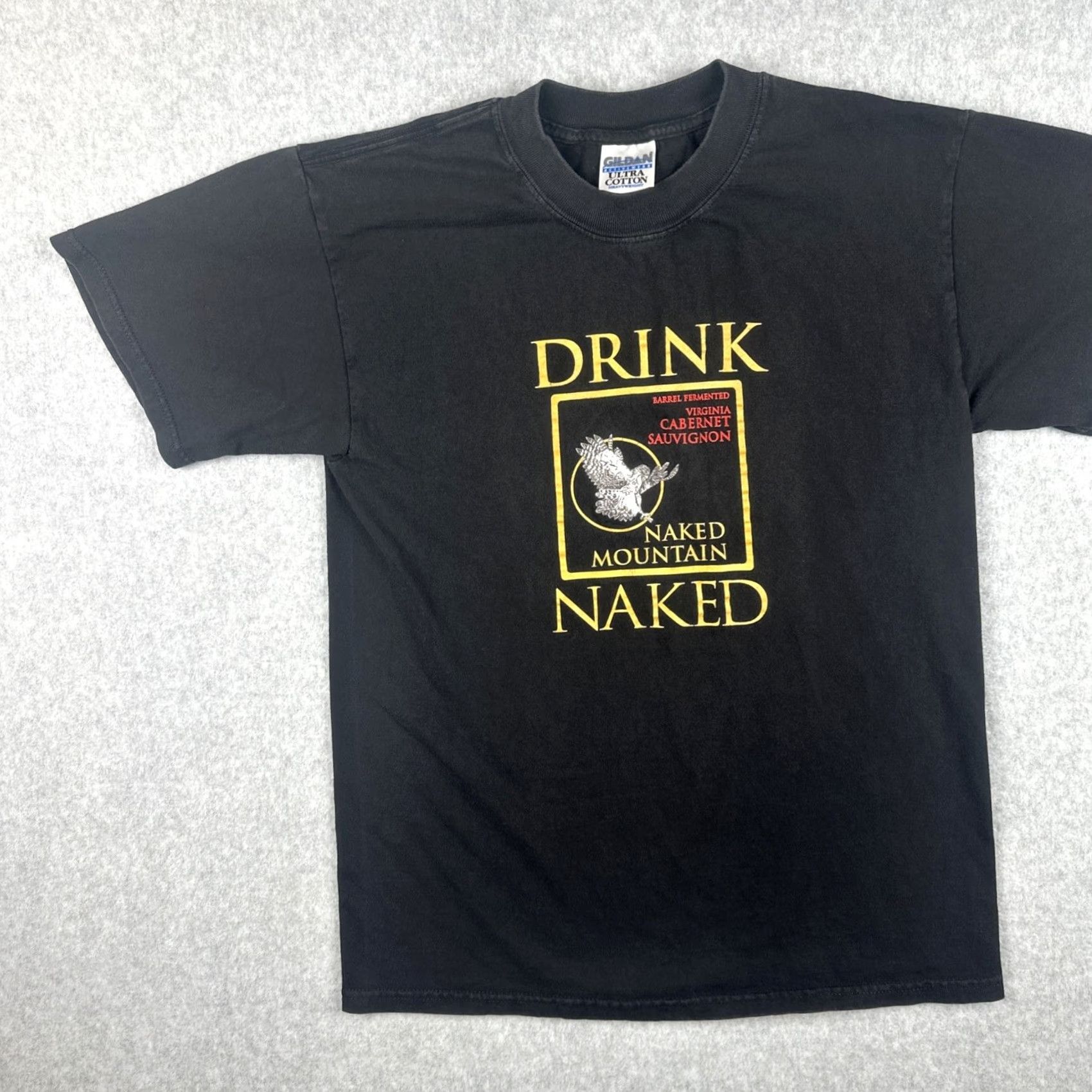 Gildan VINTAGE Gildan Shirt Black Crew Neck Short Sleeve Graphic Print Naked Mountain Virginia Cabernet Sauvignon Men's M Size US M / EU 48-50 / 2 - 3 Thumbnail