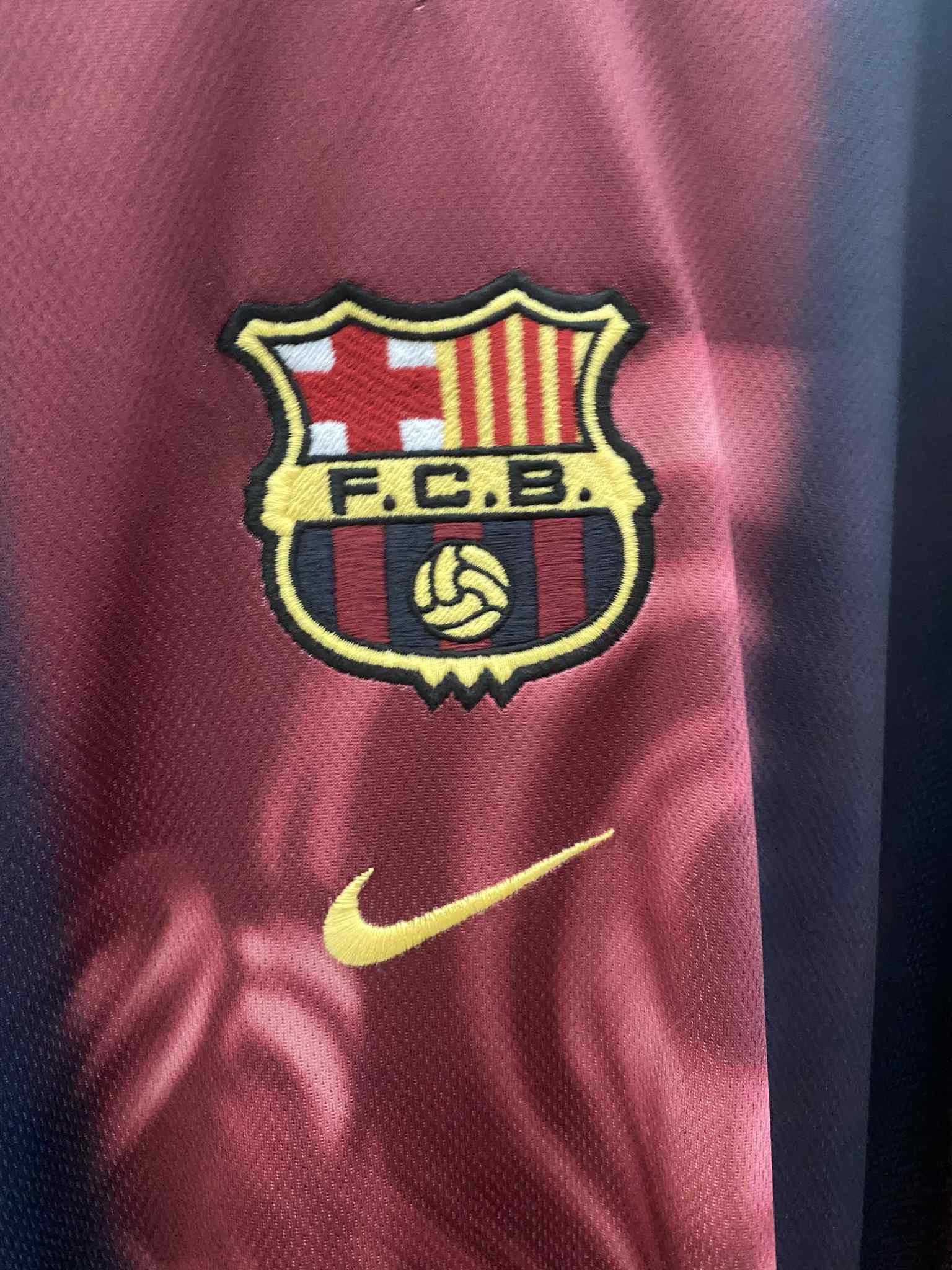 Nike × Travis Scott cactus jack barcelona retro jersey Size US L / EU 52-54 / 3 - 5 Thumbnail