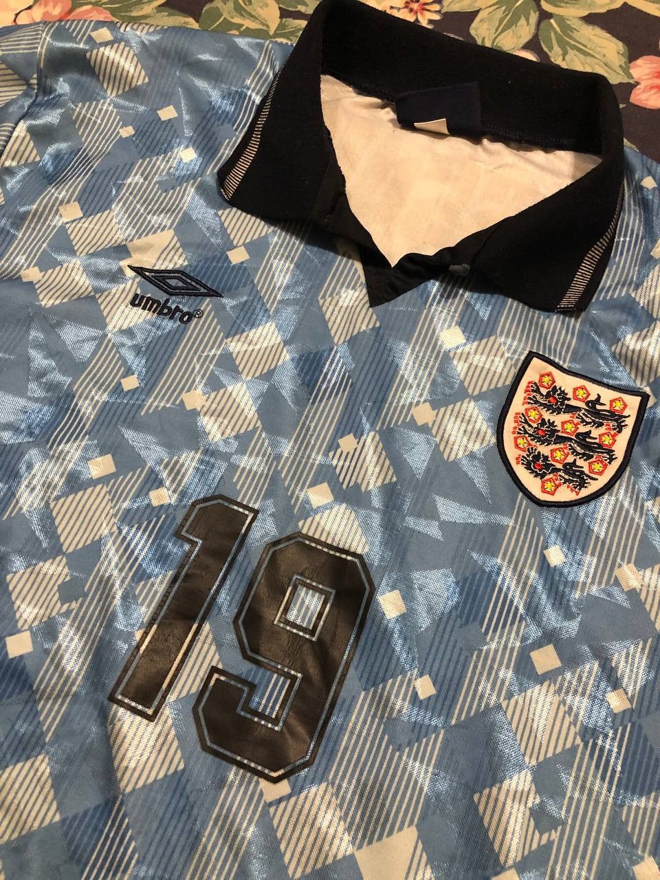 Umbro England 1990 Football Shirt Soccer Jersey Reissue Umbro Size US XL / EU 56 / 4 - 6 Thumbnail