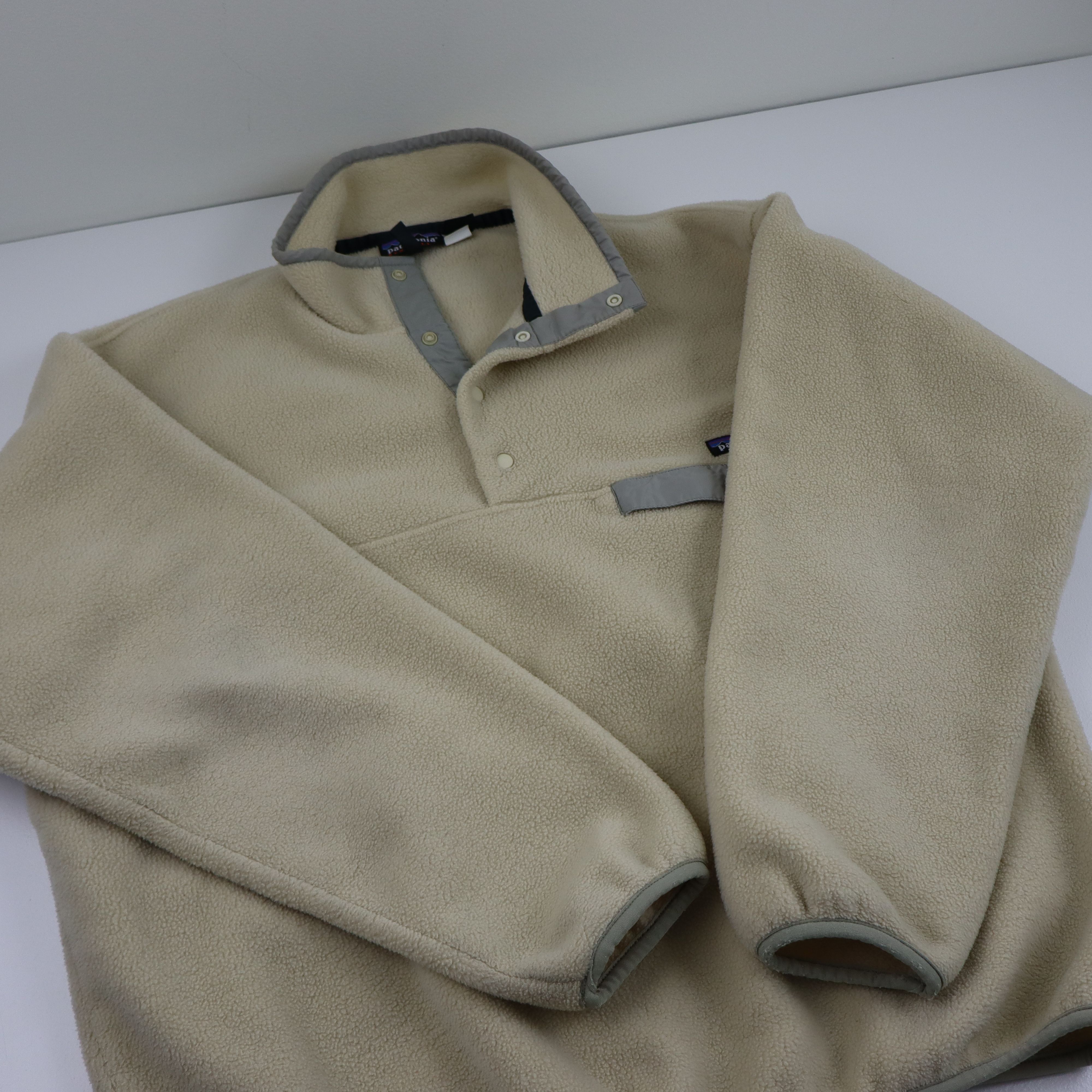 Patagonia × Vintage Vintage 90s Patagonia Beige Fleece Snap-T Pullover Jacket Size US L / EU 52-54 / 3 - 3 Thumbnail