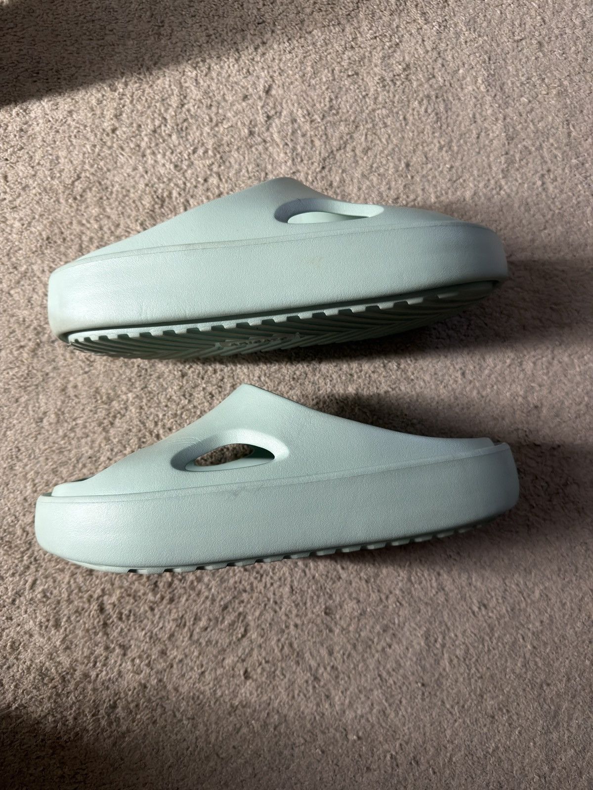 Axel Arigato Axel Arigato Magma sandals size 11.5 Dusty Mint Size US 11.5 / EU 44-45 - 5 Thumbnail