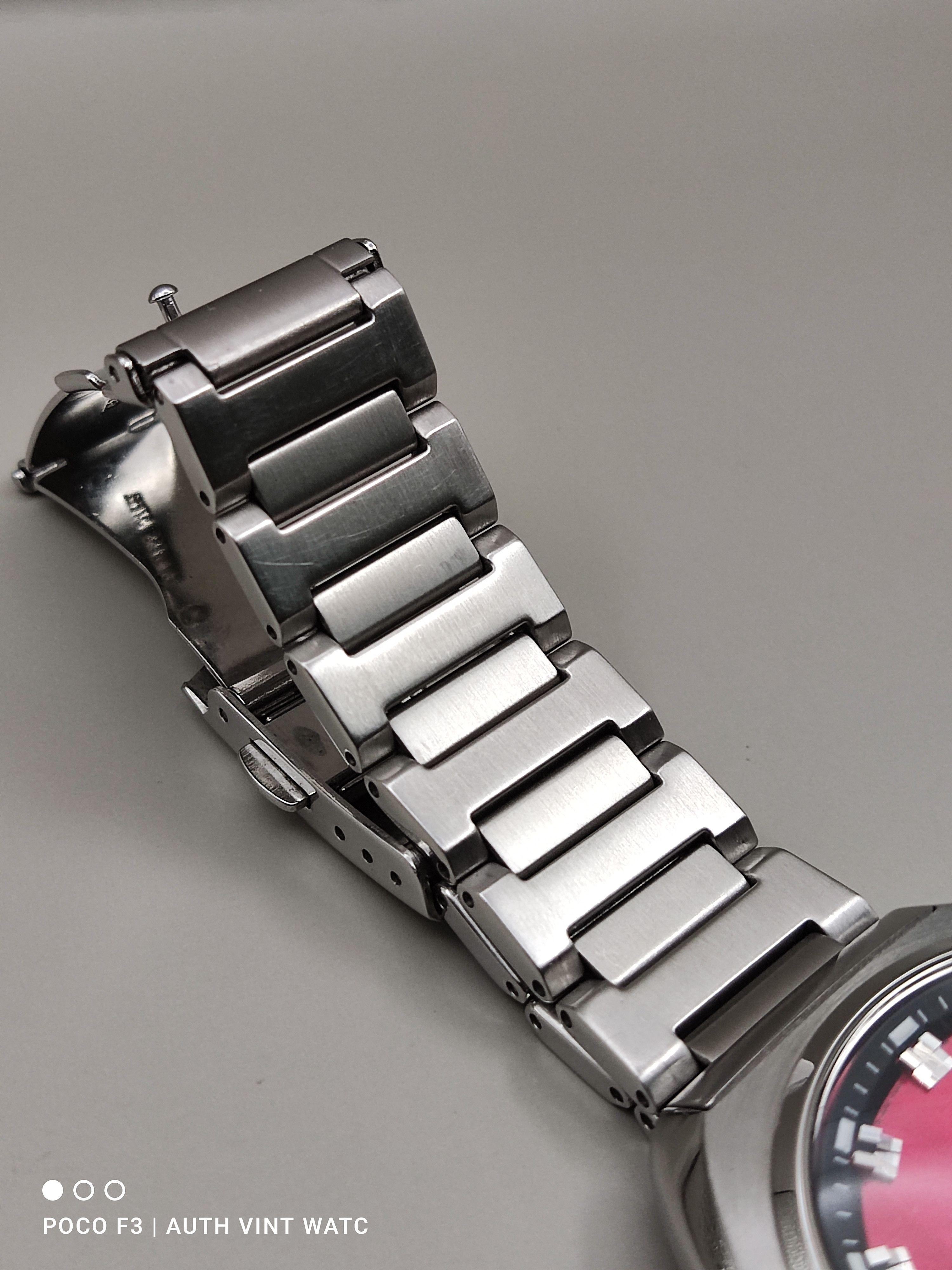 Orient Authentic Orient Red Dial Anti-magnetic Men Watch Size ONE SIZE - 16 Thumbnail
