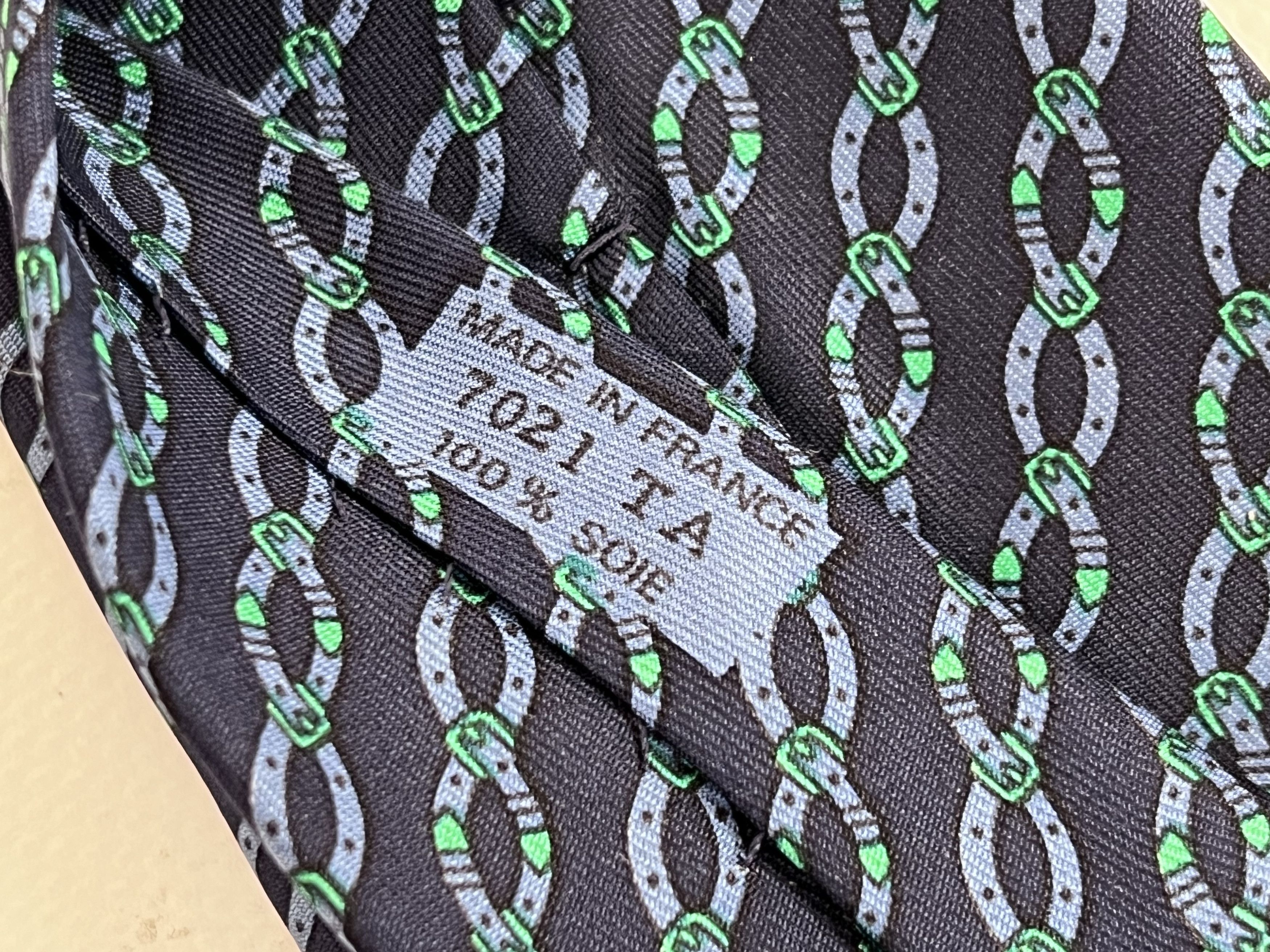 Hermes HERMES PARIS 7021 TA 100% SILK GEOMETRICAL NECK TIE Size ONE SIZE - 6 Thumbnail
