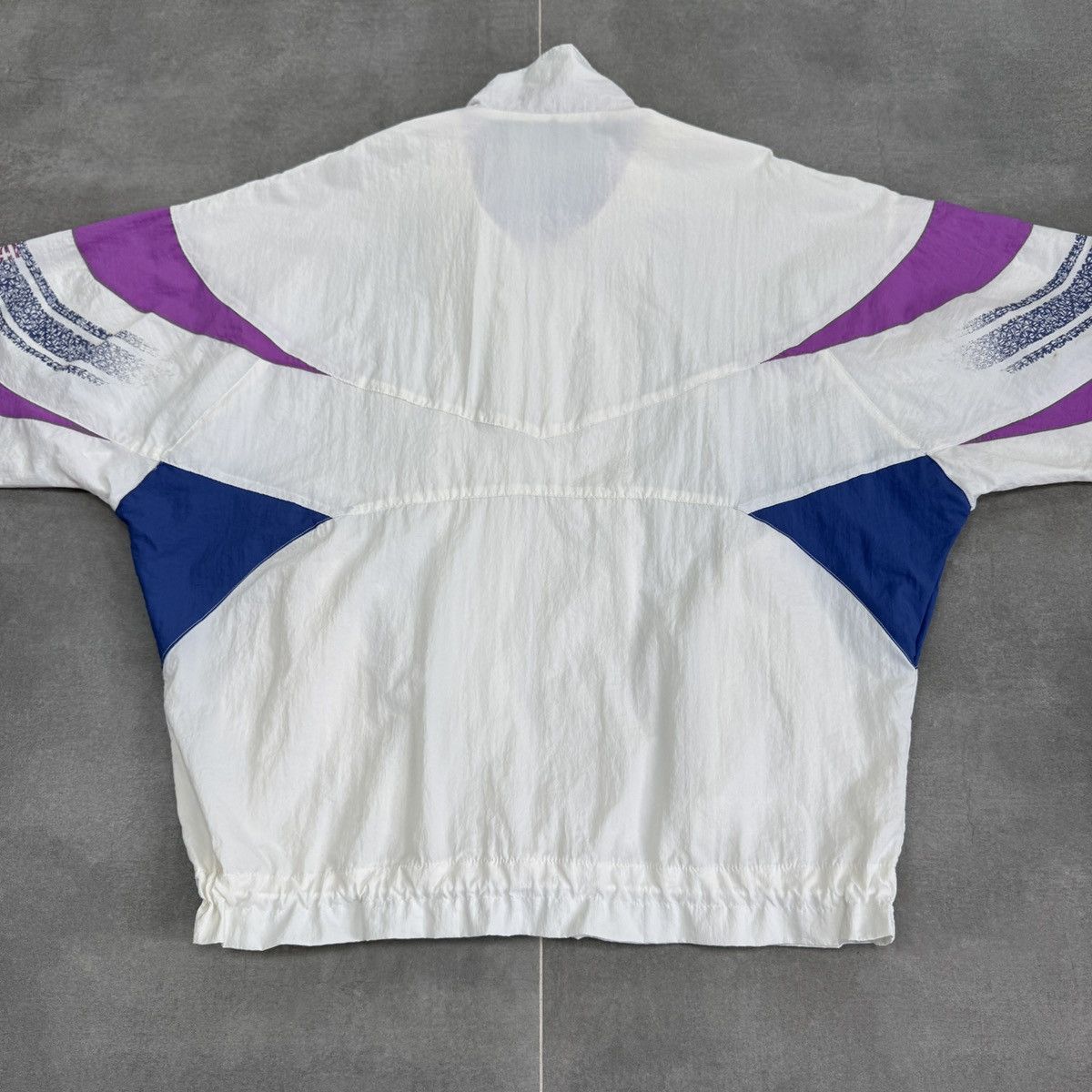 Diadora Vintage Diadora 90s Nylon Track Jacket Windbreaker Size XL Size US XL / EU 56 / 4 - 14 Thumbnail