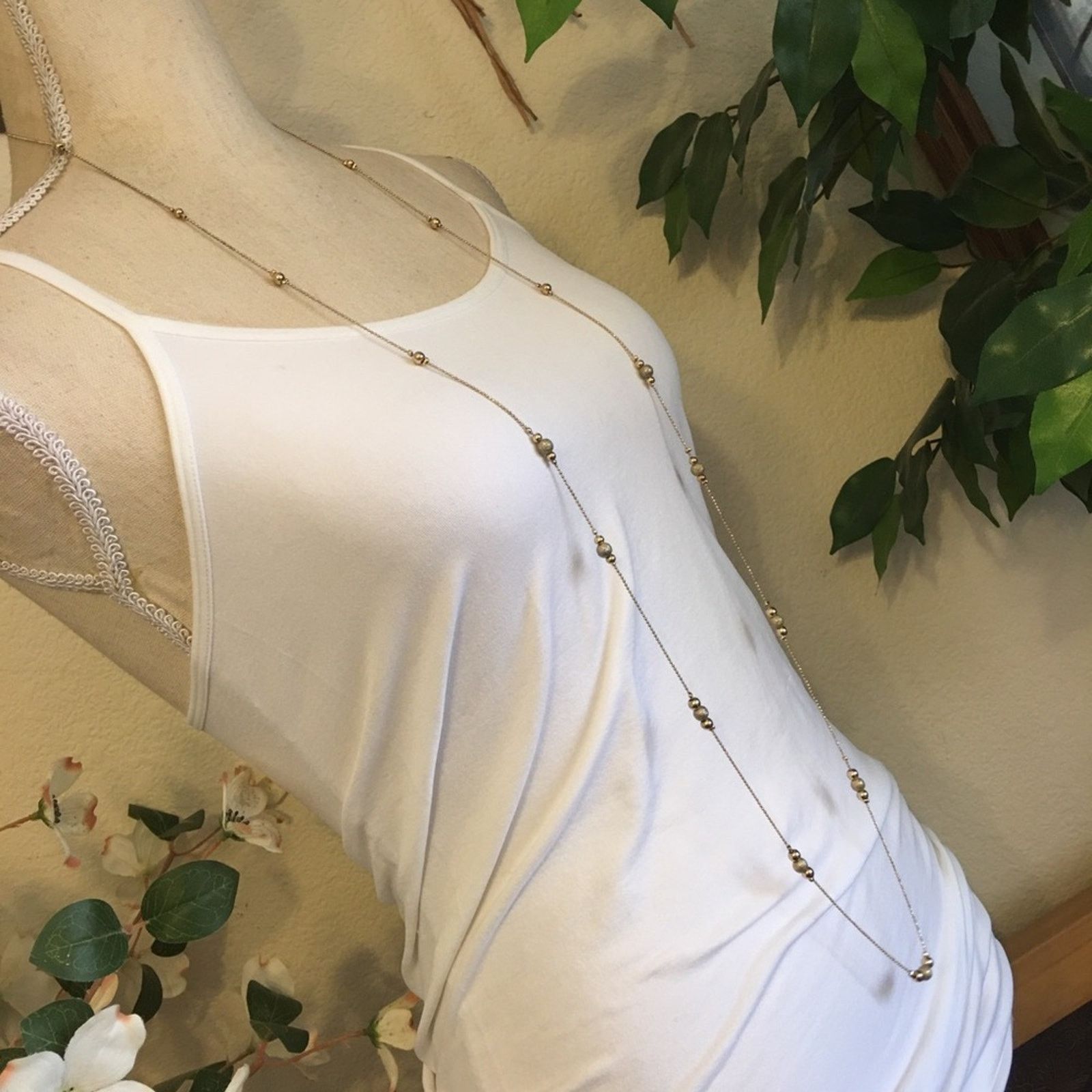 Vintage Vintage 90s Claire’s gold ball long necklace Size ONE SIZE - 2 Thumbnail