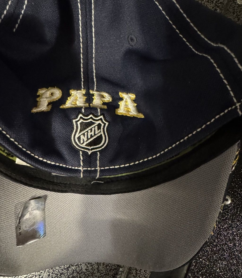 Reebok BUFFALO SABRES Reebok Blue Hat Sz L/XL NHL Size US L / EU 52-54 / 3 - 4 Thumbnail