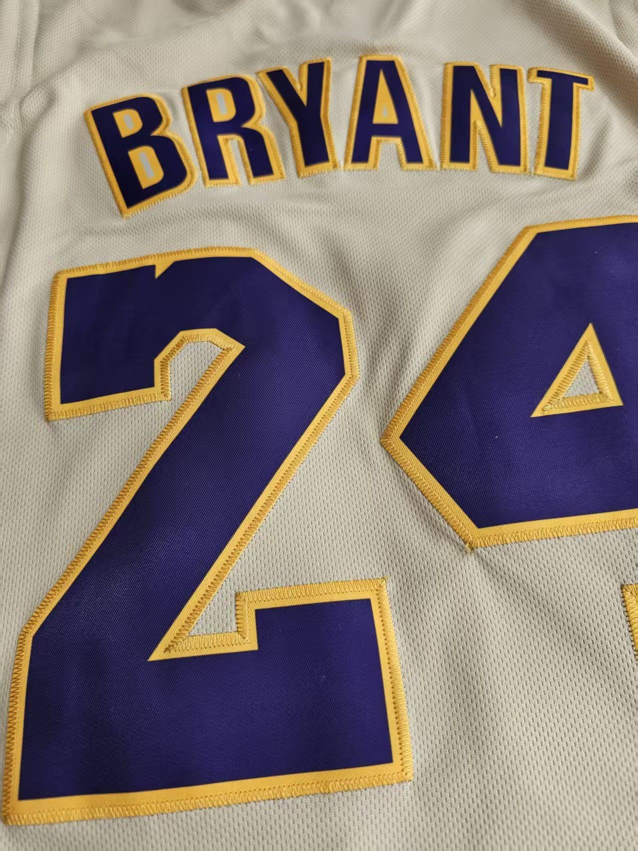 NBA Angeles Lakers #24 Kobe Bryant Jersey Size US M / EU 48-50 / 2 - 5 Thumbnail