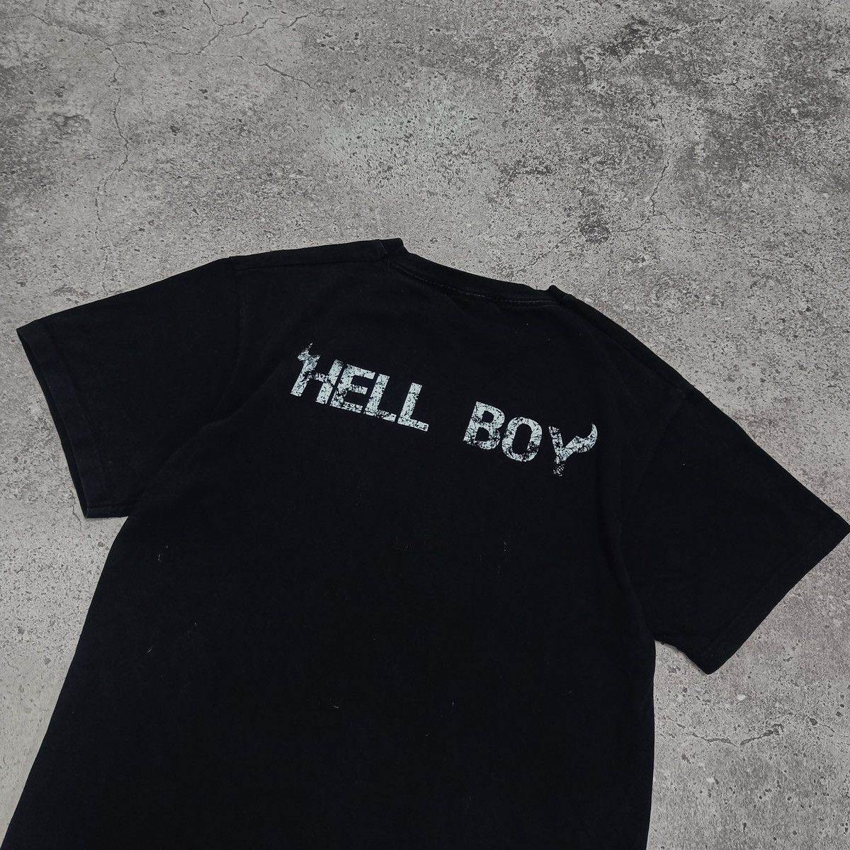 Band Tees Vintage 00s Black Diamonds Hell Boy tee og rock band y2k Size US M / EU 48-50 / 2 - 2 Thumbnail