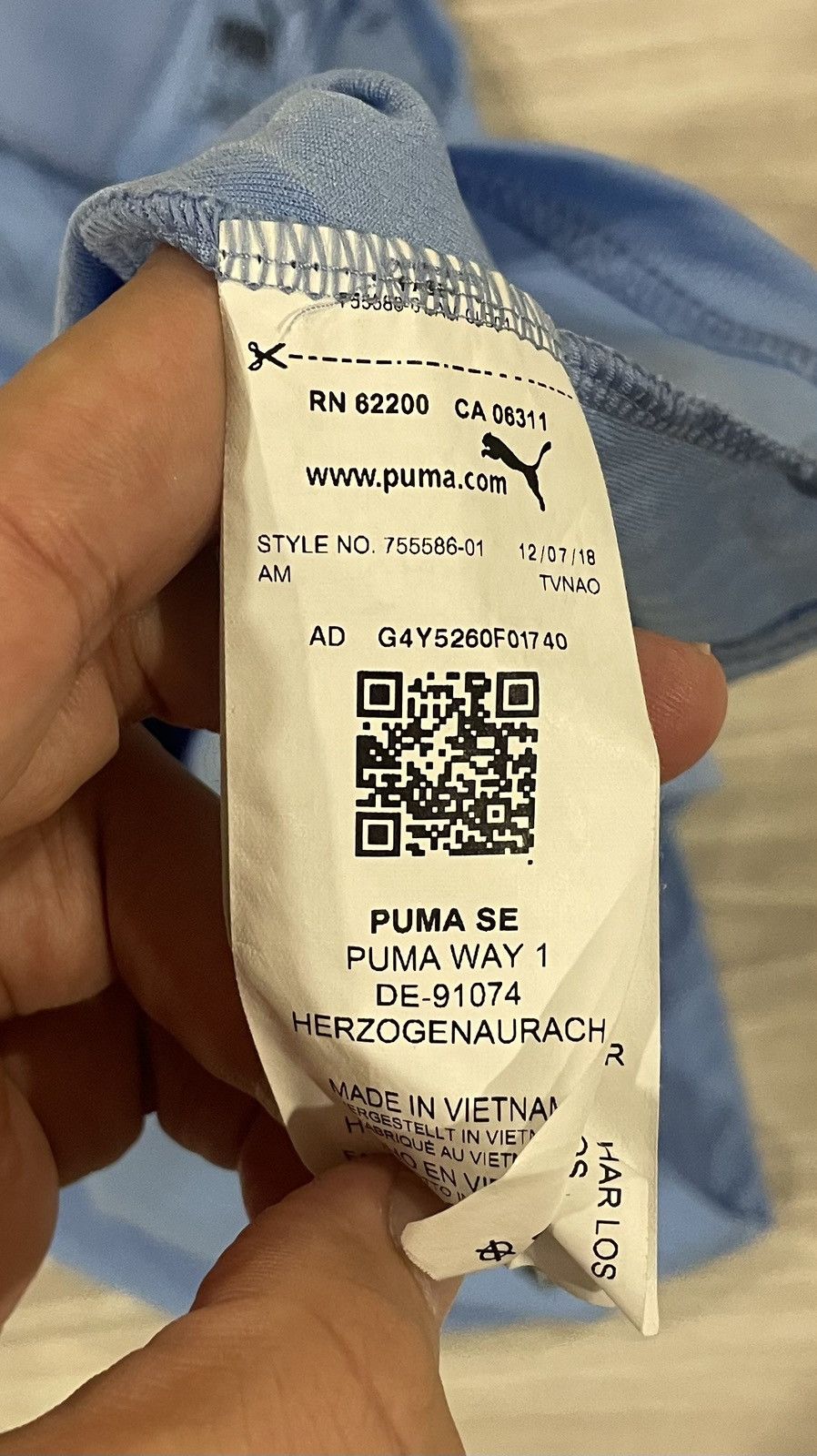 Puma Puma 2019/20 Manchester City Soccer Jersey Men’s Size Medium Size US M / EU 48-50 / 2 - 5 Thumbnail