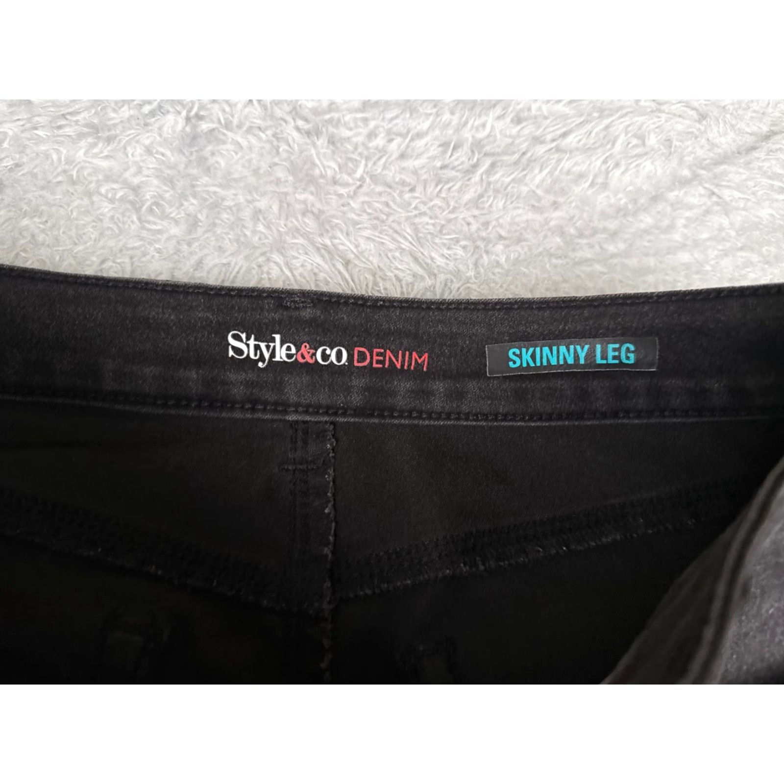 Vintage Style&co. Jeans Womens 4 Black Denim Skinny Mid Rise 28x30 Cotton Size 27" / US 4 / IT 40 - 6 Thumbnail