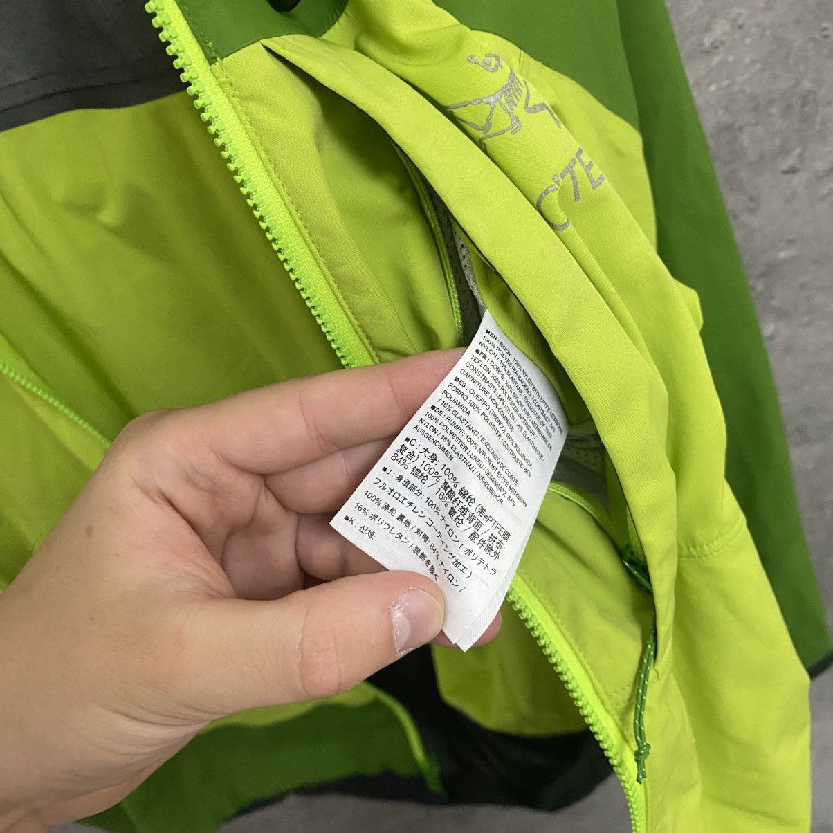 Arc'teryx Vintage Arcteryx GoreTex Jacket Size US S / EU 44-46 / 1 - 19 Thumbnail