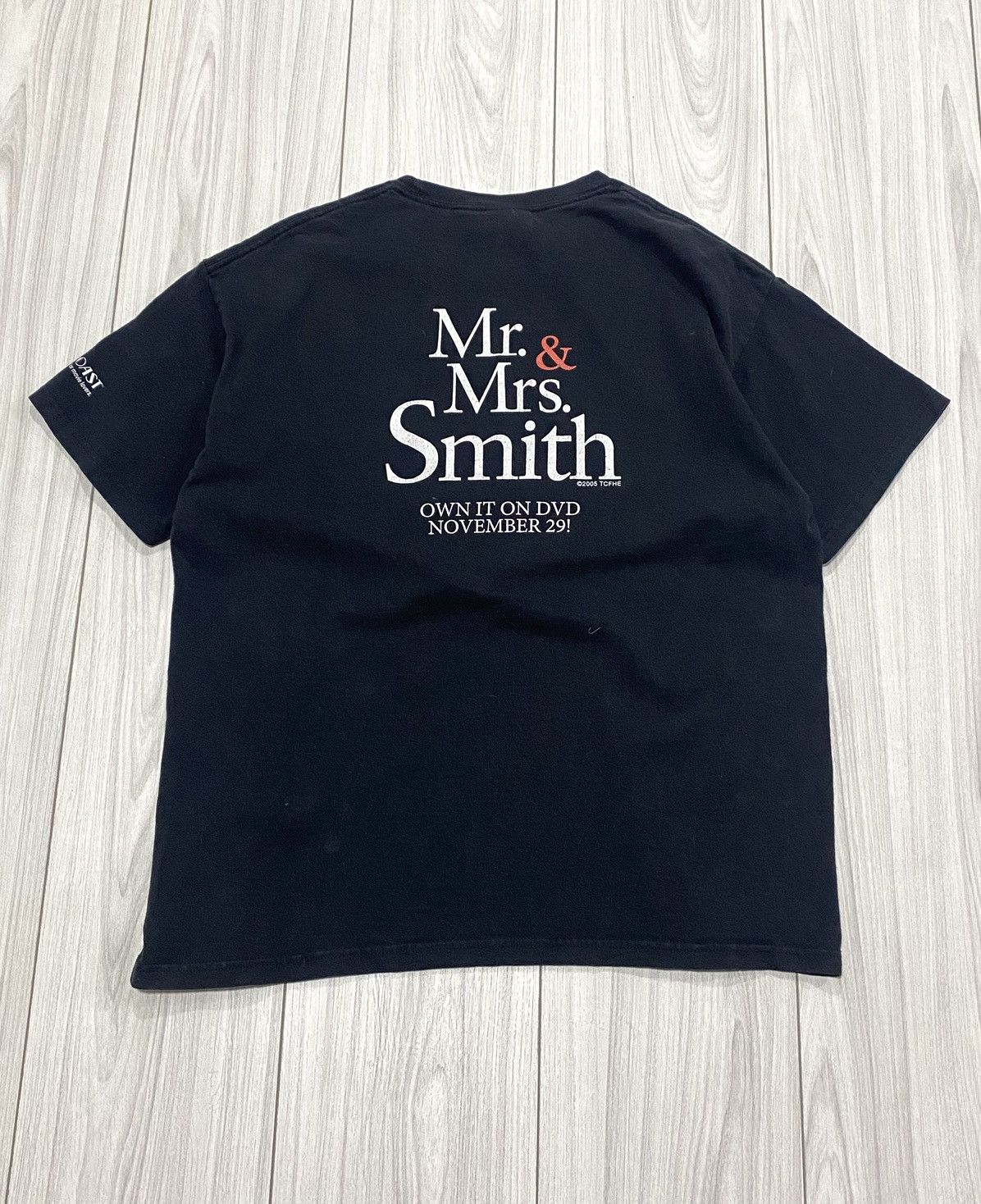 Vintage vintage rare brad pitt mr and mrs smith promo tee 2005 Size US L / EU 52-54 / 3 - 2 Thumbnail