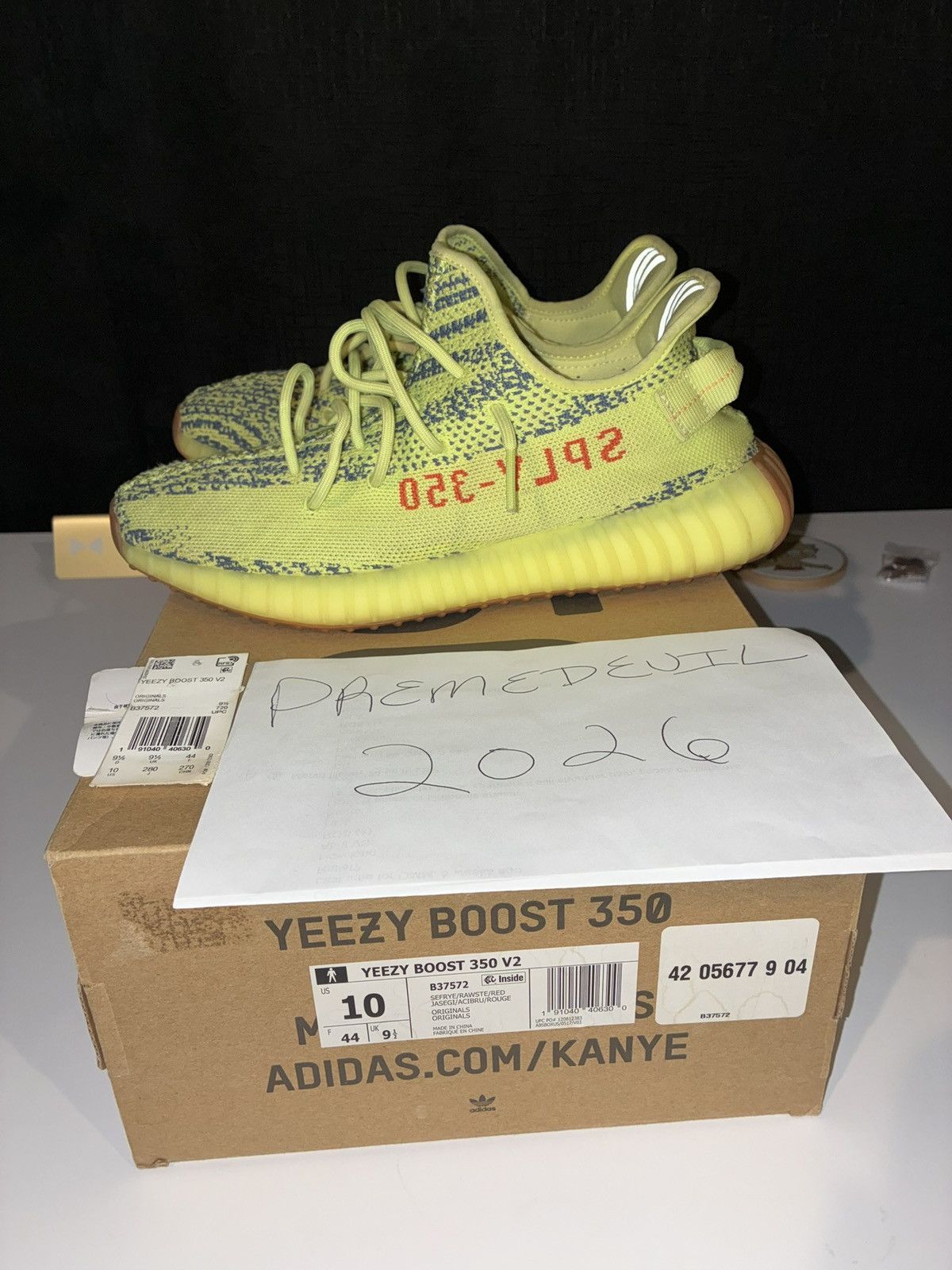 Yeezy adidas Yeezy Boost 350 V2 Semi Frozen Yellow Size 10 Size US 10 / EU 43 - 3 Thumbnail