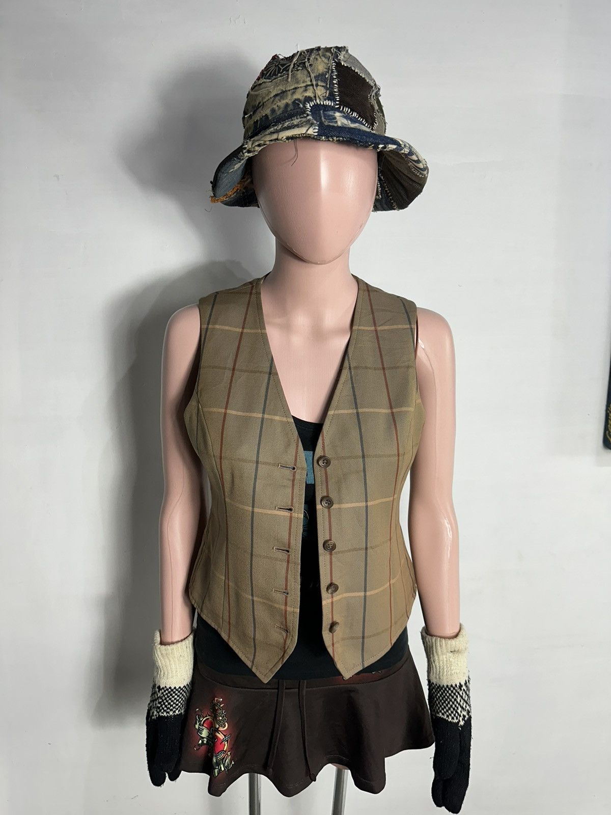 Burberry × Vintage Vintage Burberry Vest Size XS / US 0-2 / IT 36-38 - 1 Thumbnail