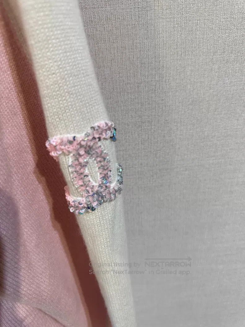Chanel Chanel Pink and white colour-matched cashmere double C bad Size XS / US 0-2 / IT 36-38 - 4 Thumbnail