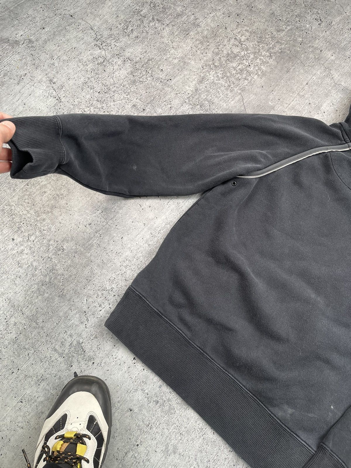 Nike × Vintage Nike Athletic y2k Vintage Swoosh Center Logo Faded Hoodie Size US S / EU 44-46 / 1 - 7 Thumbnail