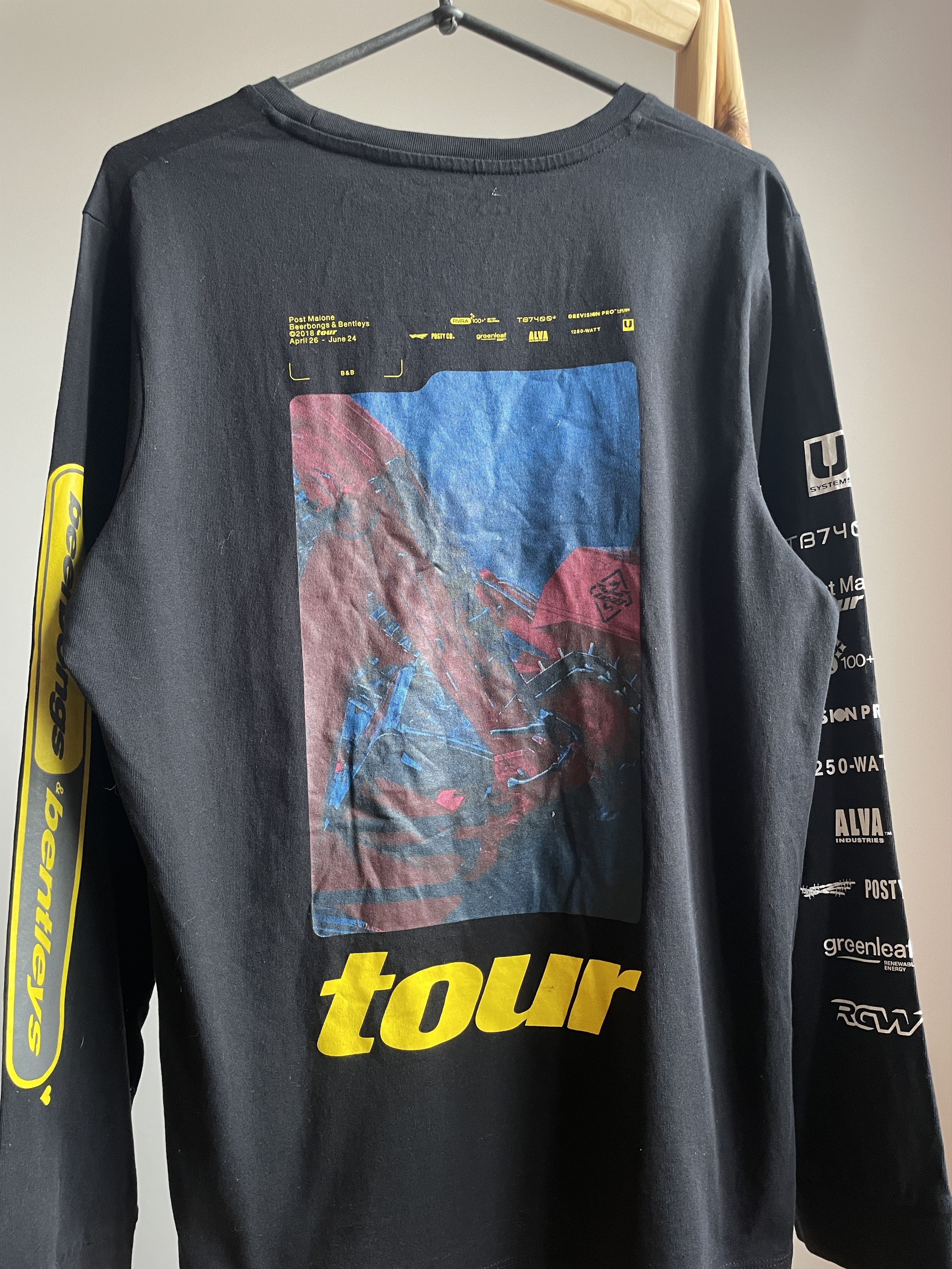 Band Tees × Rap Tees Post Malone Beerbongs & Bentleys 2018 Tour L/S T-Shirt Size US S / EU 44-46 / 1 - 4 Thumbnail