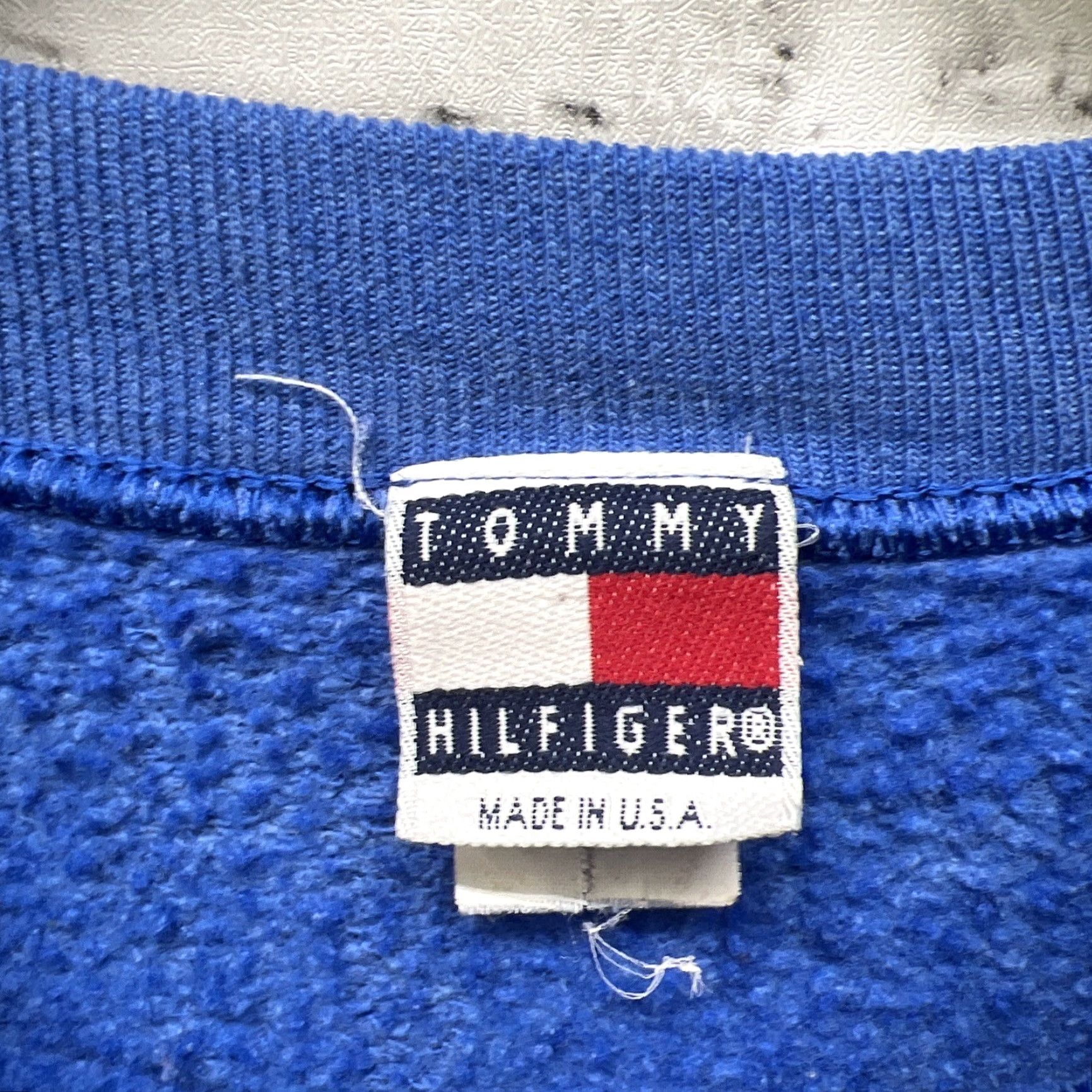 Tommy Hilfiger VTG Tommy Hilfiger Blue Sweater Mens Size L USA Size US L / EU 52-54 / 3 - 3 Thumbnail