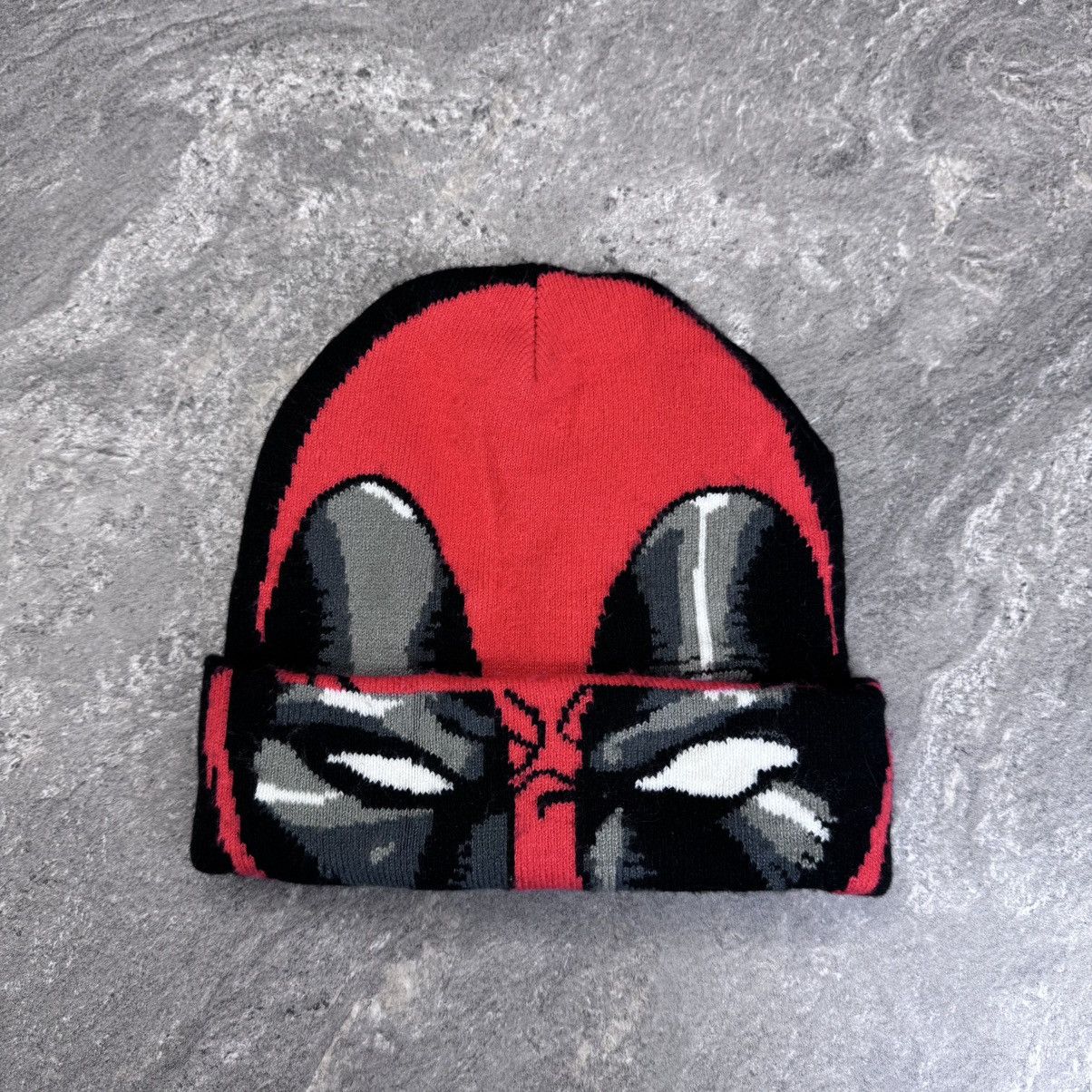 Marvel Comics Vintage Y2K Deadpool marvel comics beanie hat mask Size ONE SIZE - 2 Thumbnail