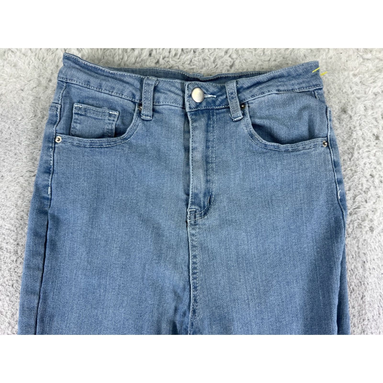 Shein SheIn Jeans Women's Juniors Medium Blue Denim Flared Raw Hem 22x31 5-Pocket Cotton Stretch Regular Zip Size 32" / US 10 / IT 46 - 4 Thumbnail