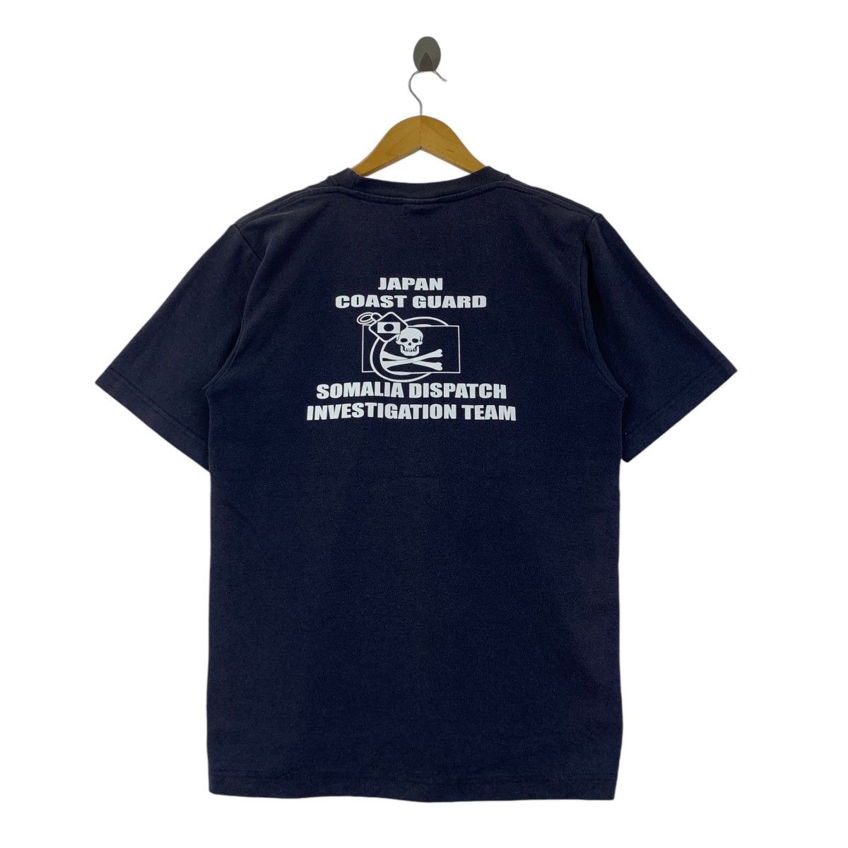 Vintage Vintage JAPAN COAST GUARD Somalia Dispatch Team Tee Shirt Size US L / EU 52-54 / 3 - 4 Thumbnail