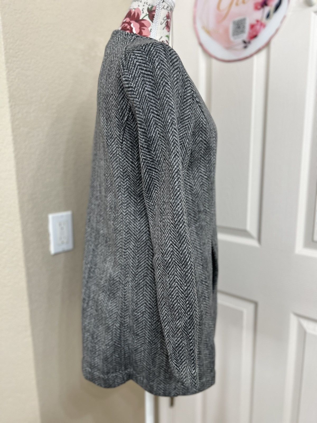 Banana Republic Banana Republic Gray Herringbone Collar jacket Size S / US 4 / IT 40 - 2 Thumbnail