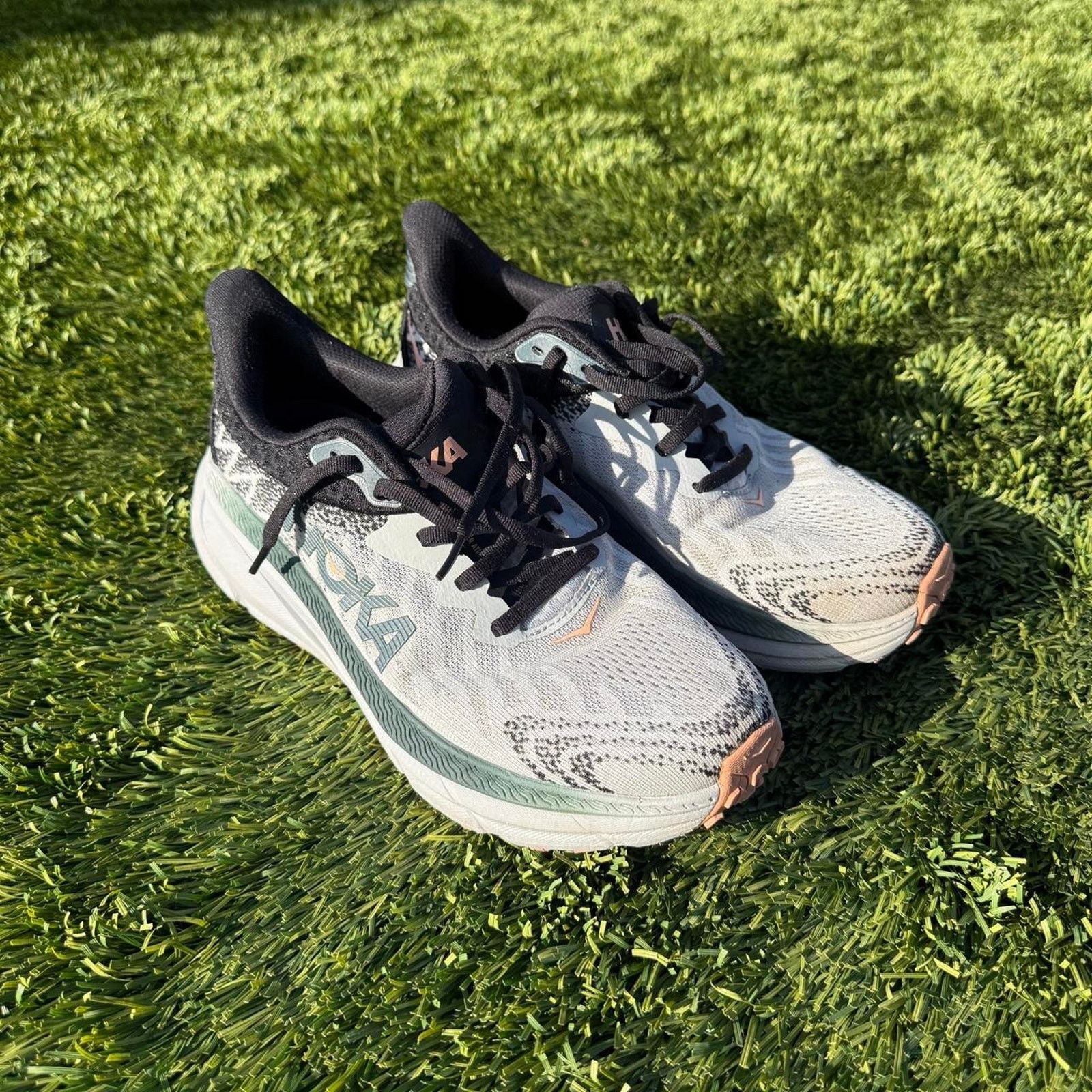 Hoka Hoka One One Challenger ATR 7 Womens Size 8D US Size US 8 / IT 38 - 1 Thumbnail