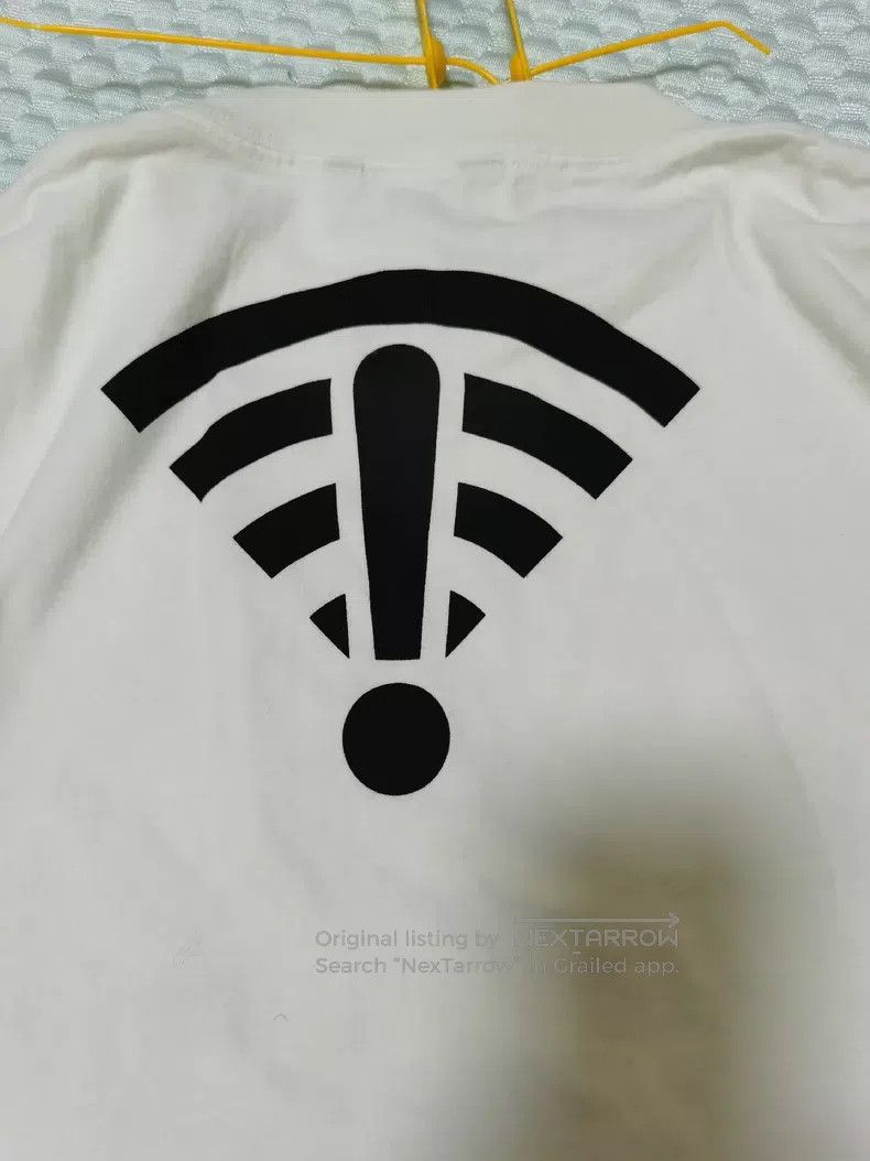Balenciaga Balenciaga T-shirt, short sleeve. Suitable for women as a Size US S / EU 44-46 / 1 - 4 Thumbnail