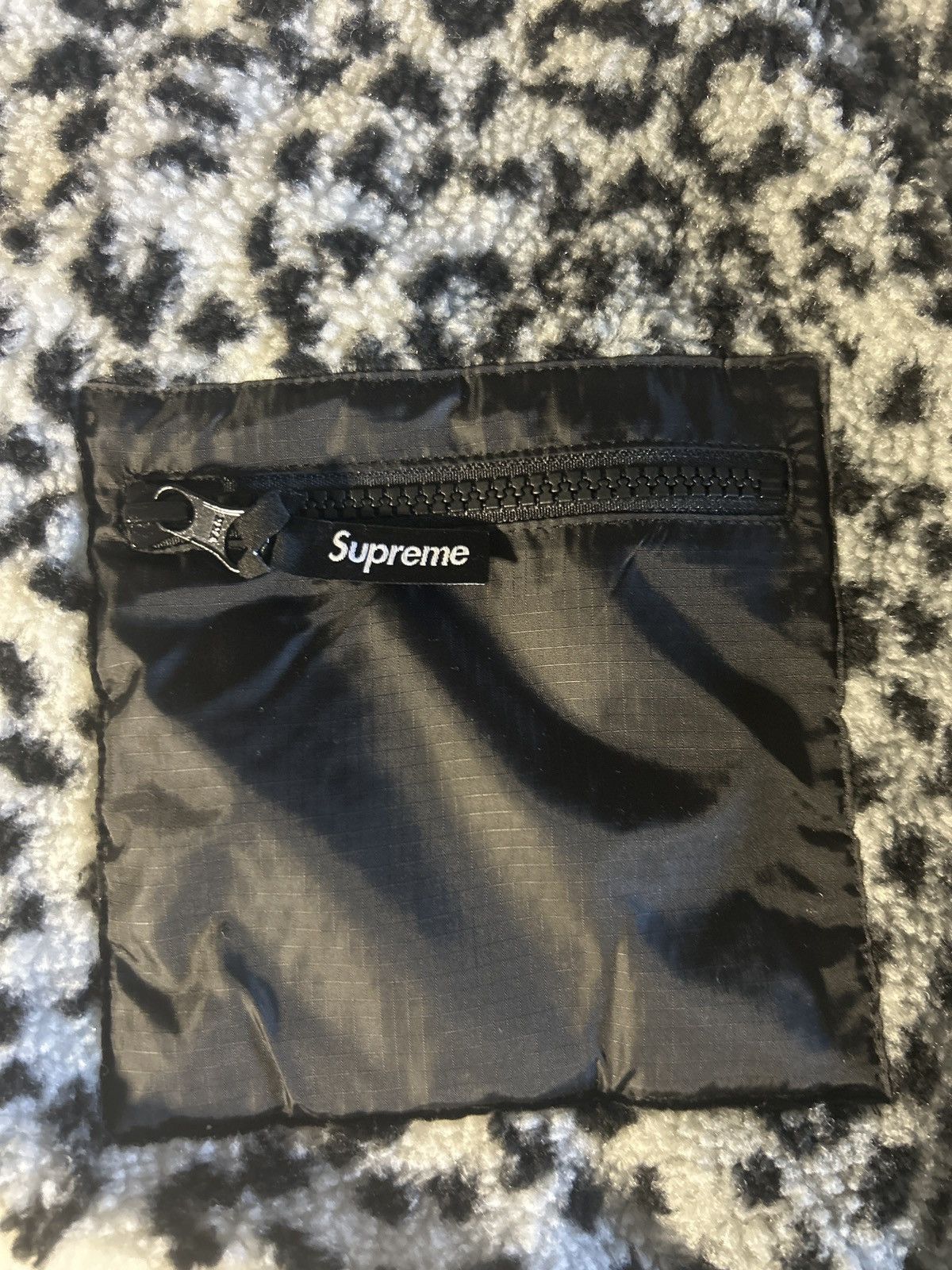 Supreme Supreme FW17 Reversible Leopard Fleece Size US L / EU 52-54 / 3 - 10 Thumbnail