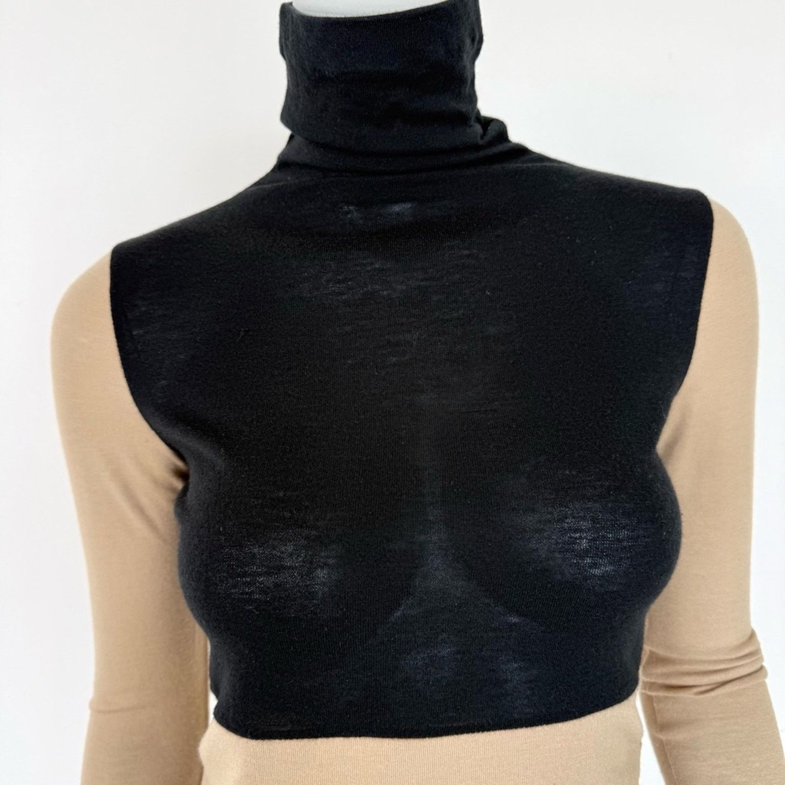 Club Monaco Club Monaco wool sweater two tone size S/P Size S / US 4 / IT 40 - 2 Thumbnail
