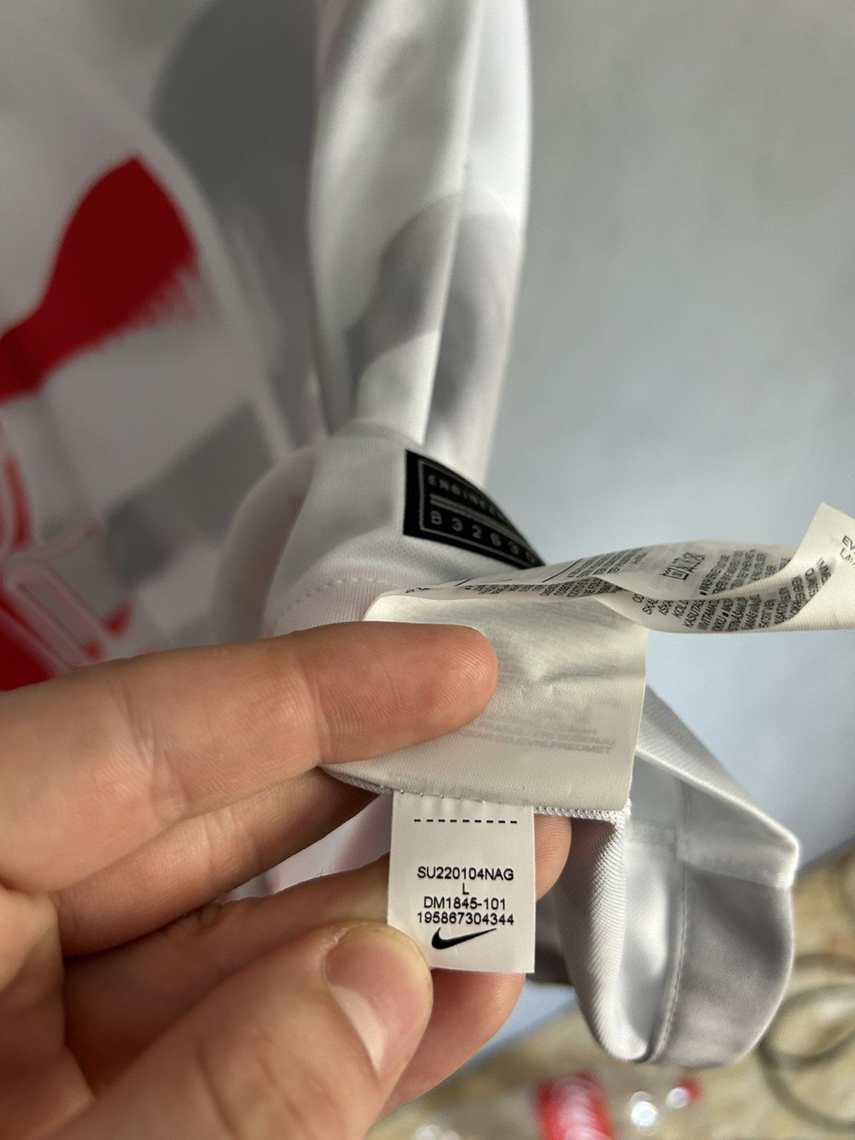 Nike Red Bull Leipzig Home 2022-23 jersey Size US L / EU 52-54 / 3 - 7 Thumbnail
