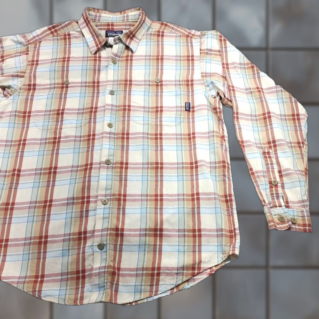 Patagonia Patagonia Shirt Mens M Button-Up Organic Cotton Plaid Long Sleeve Outdoor Western Camping Hiking Size US L / EU 52-54 / 3 - 1 Thumbnail
