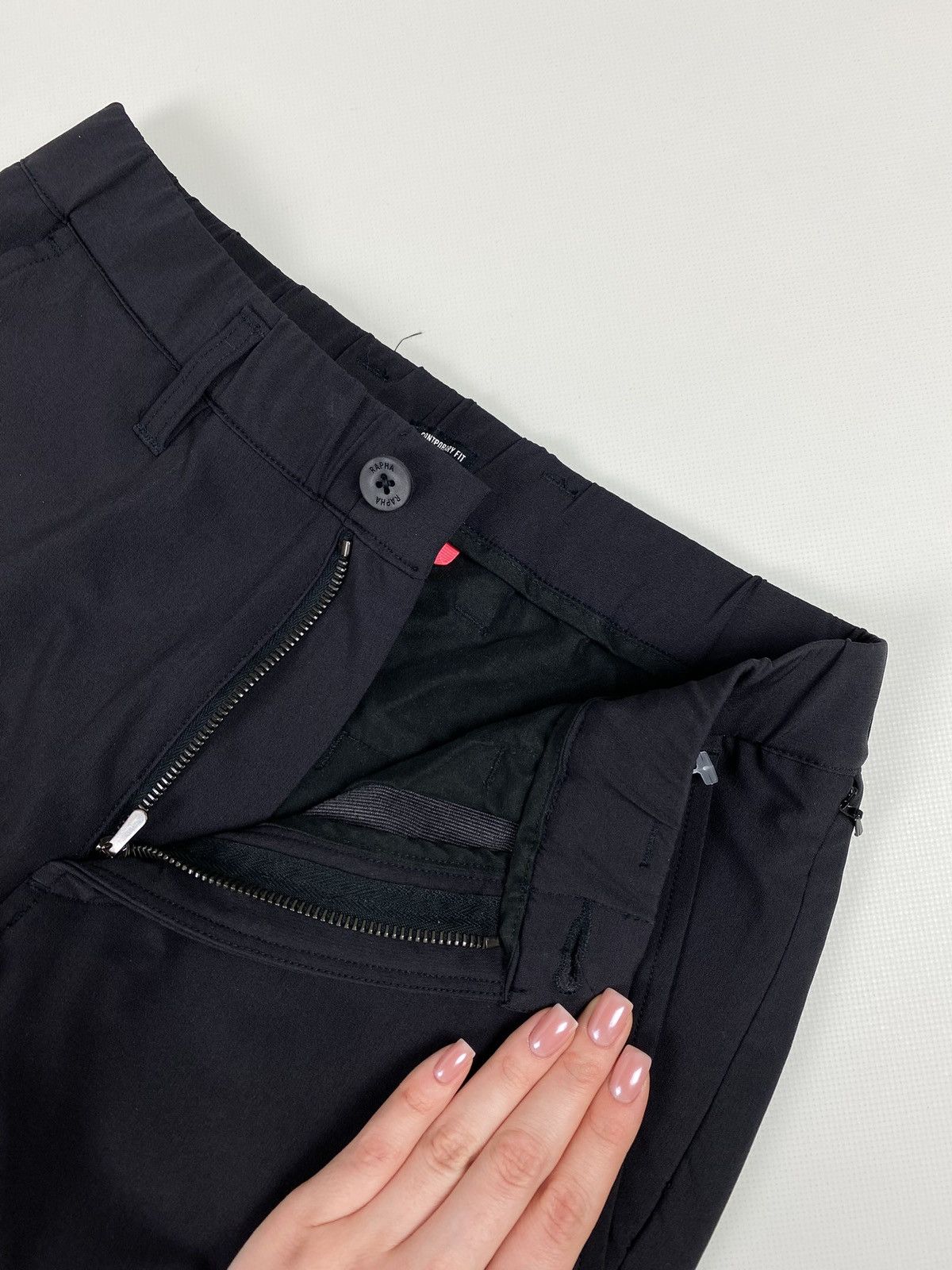 Rapha Rapha Cycling men’s loopback trousers pants size 28 x 32 Size US 28 / EU 44 - 12 Thumbnail